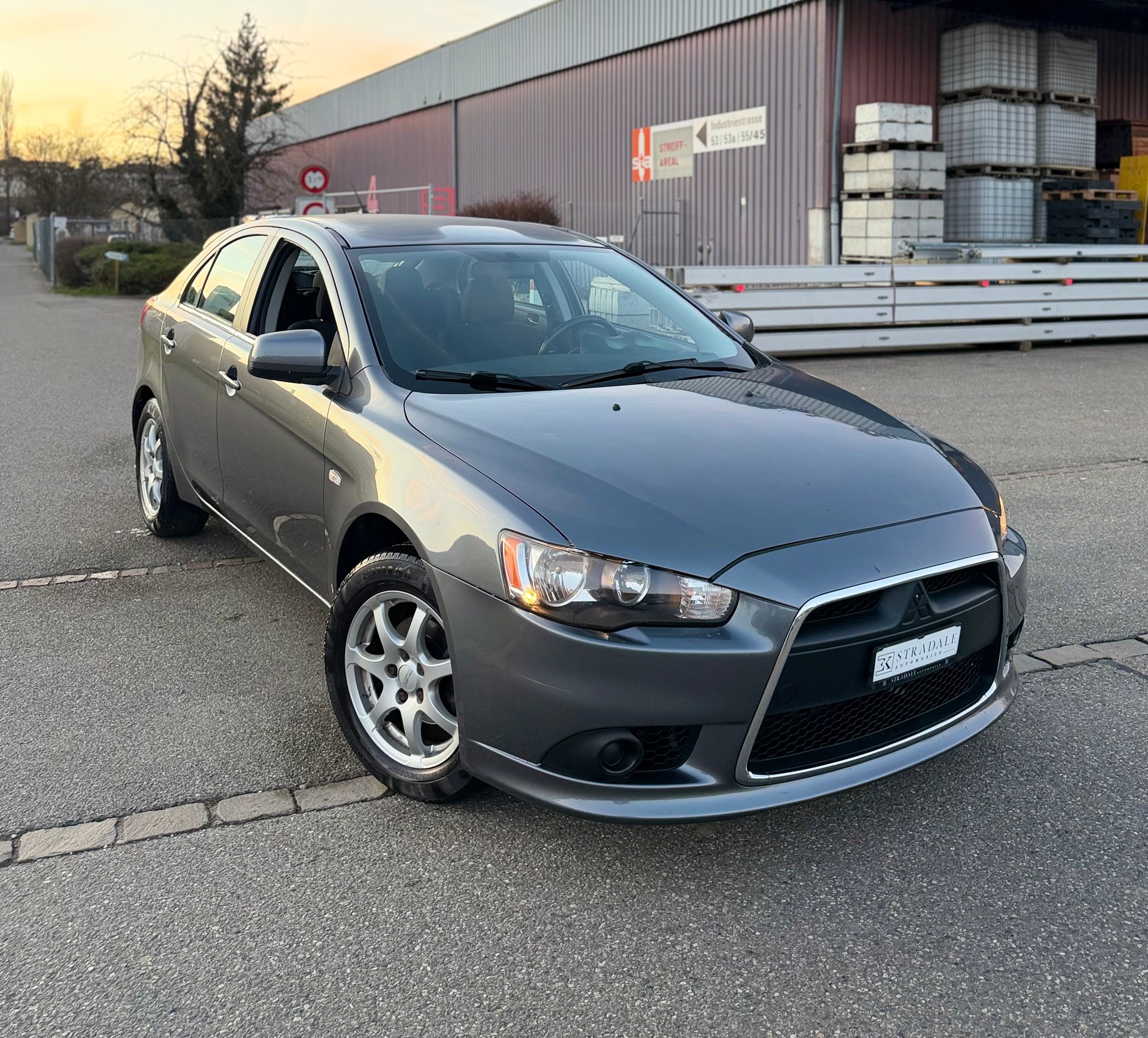 MITSUBISHI Lancer Sportback 1.8 Instyle CVT-image-0
