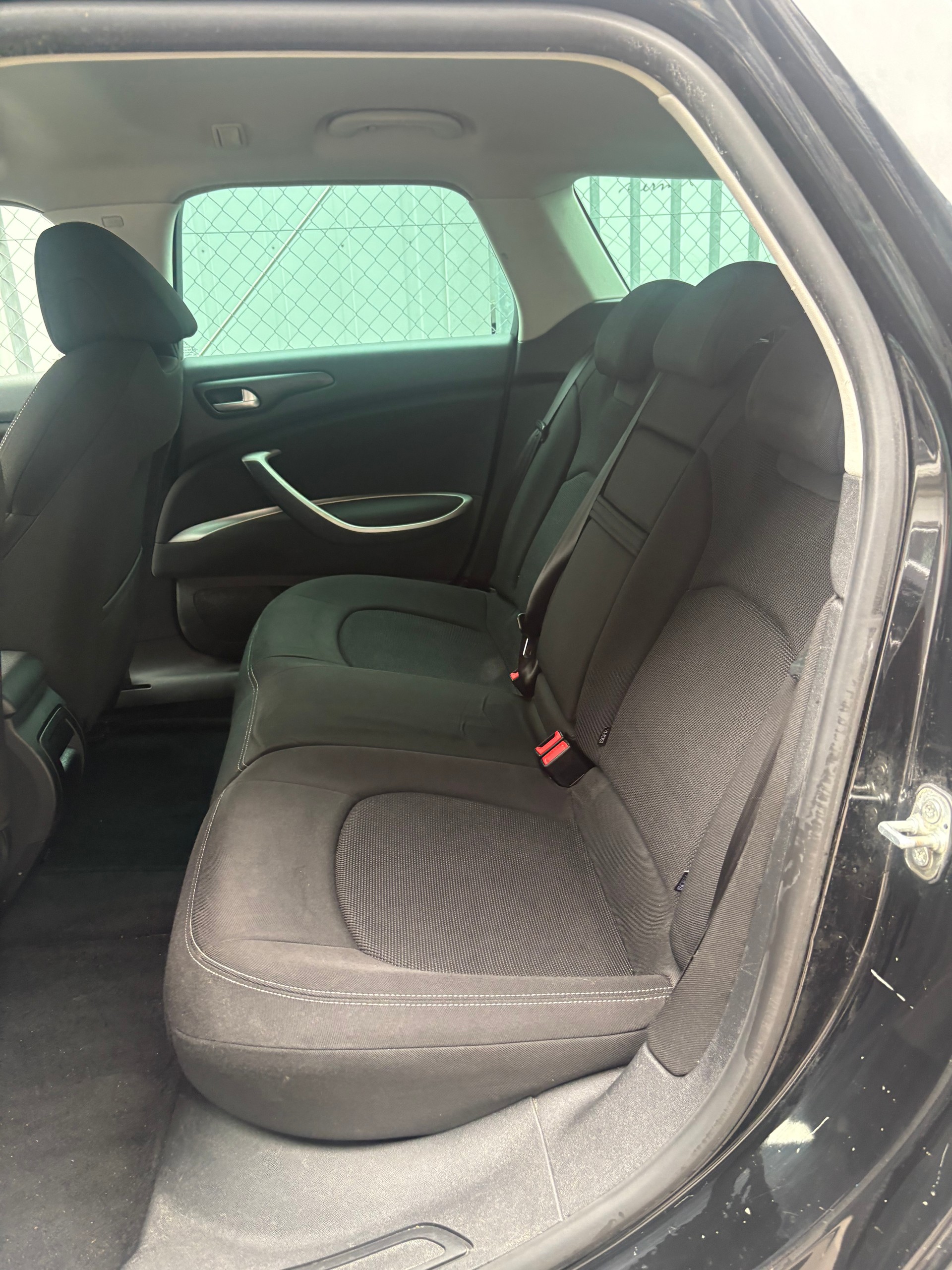 CITROEN C5 Tourer 2.0 HDi Dynamique-image-12