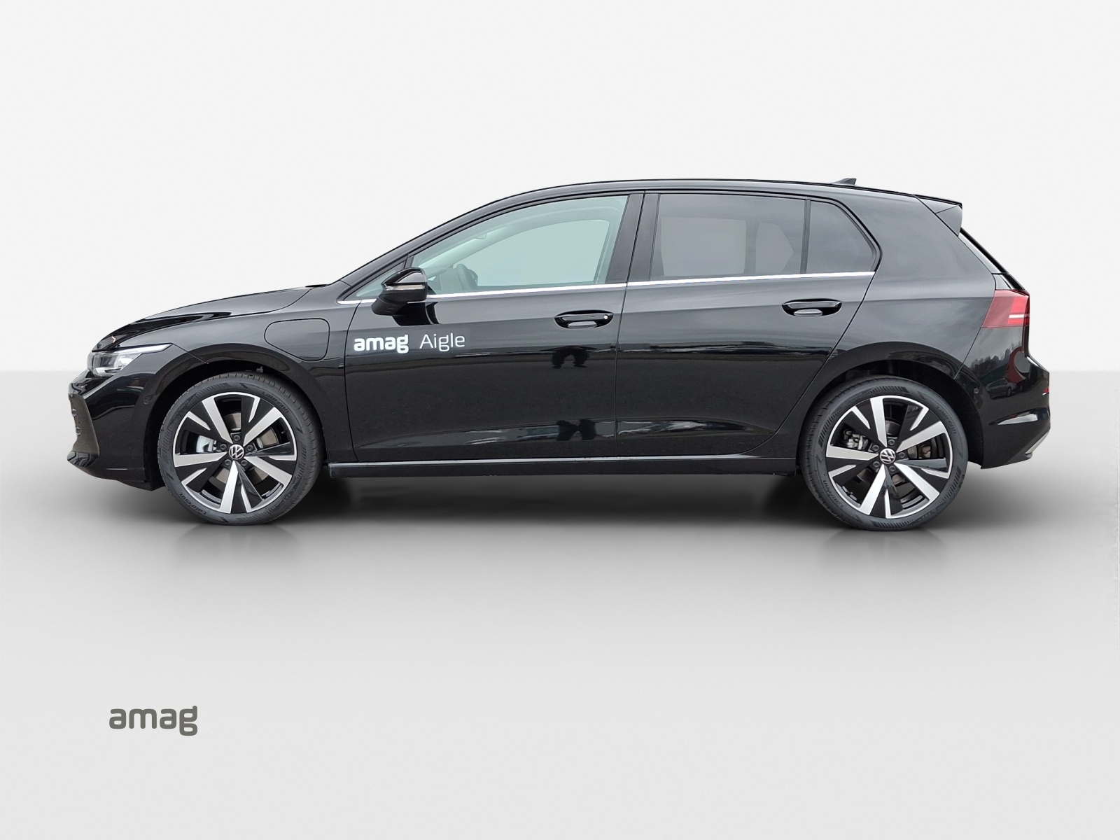 VW Golf 1.5 TSI PHEV Style-image-1