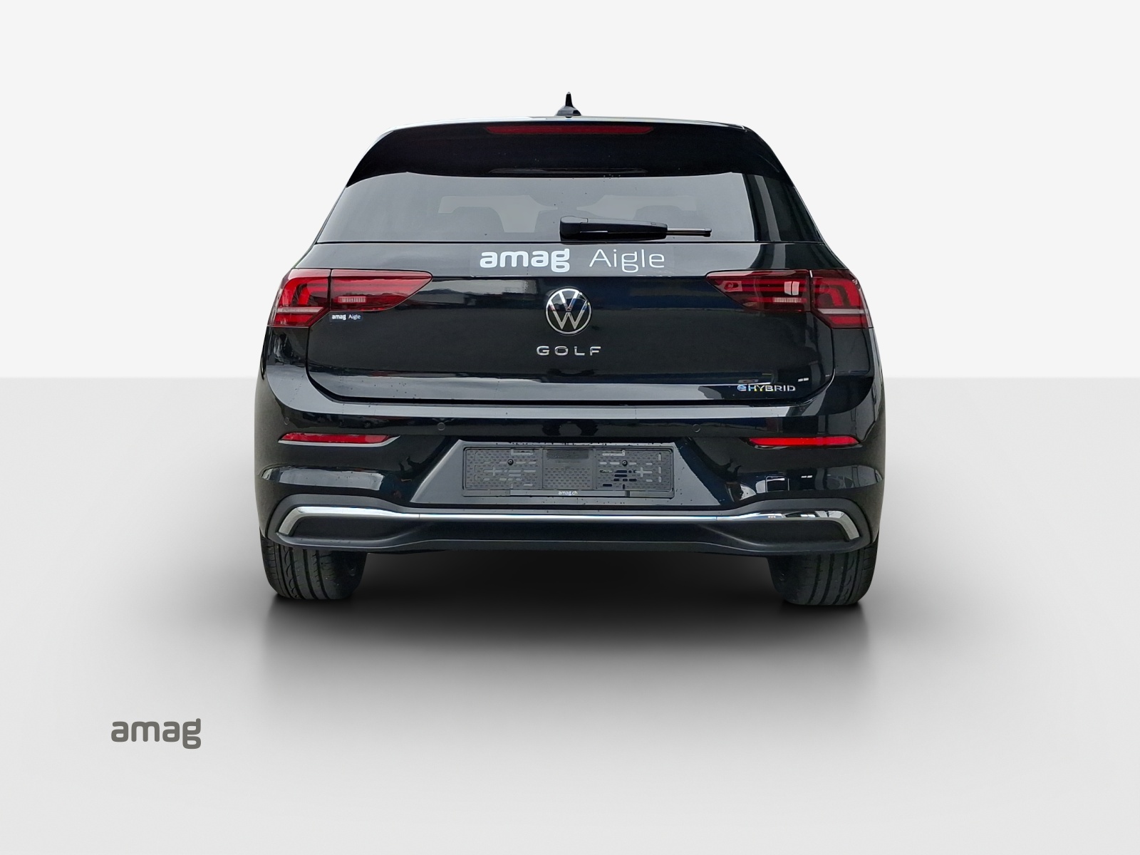 VW Golf 1.5 TSI PHEV Style-image-3