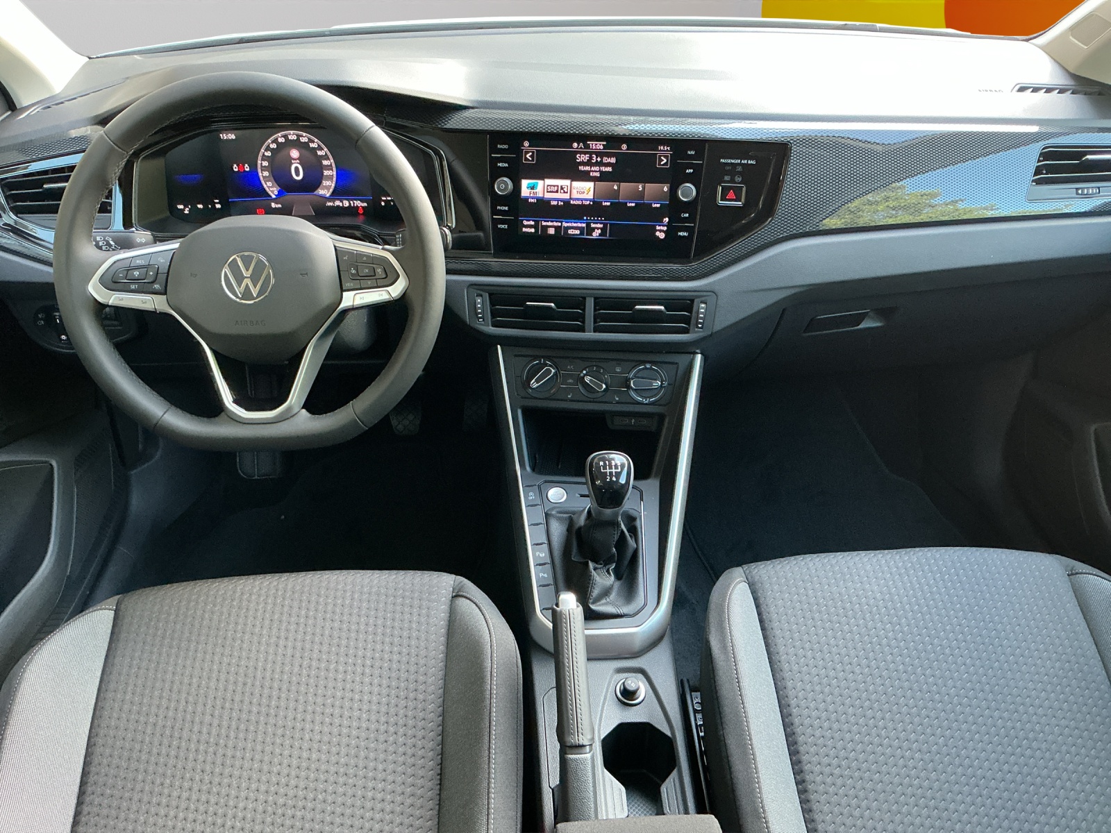 VW Polo 1.0 TSI Life-image-8