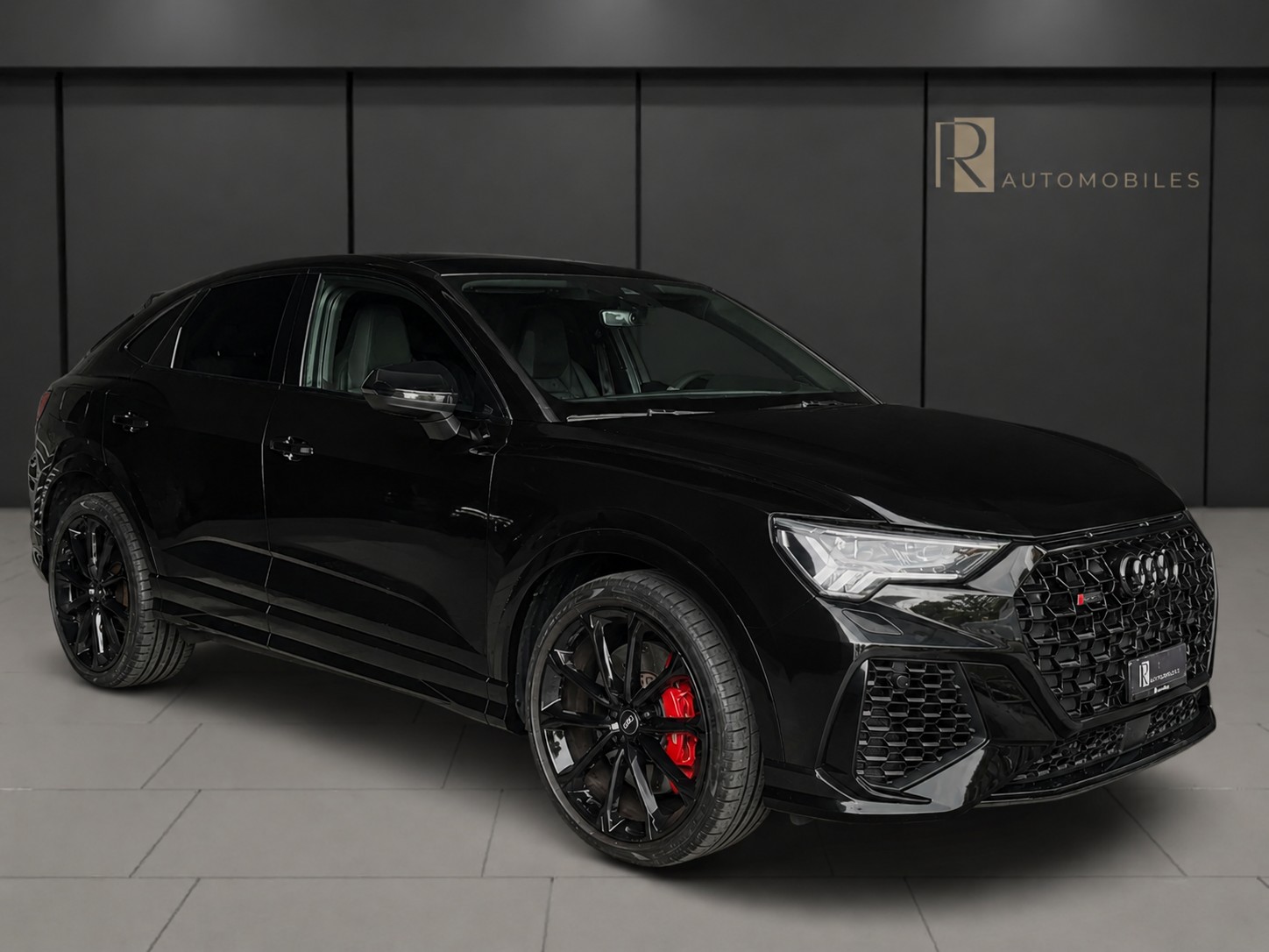 AUDI RS Q3 Sportback quattro S tronic