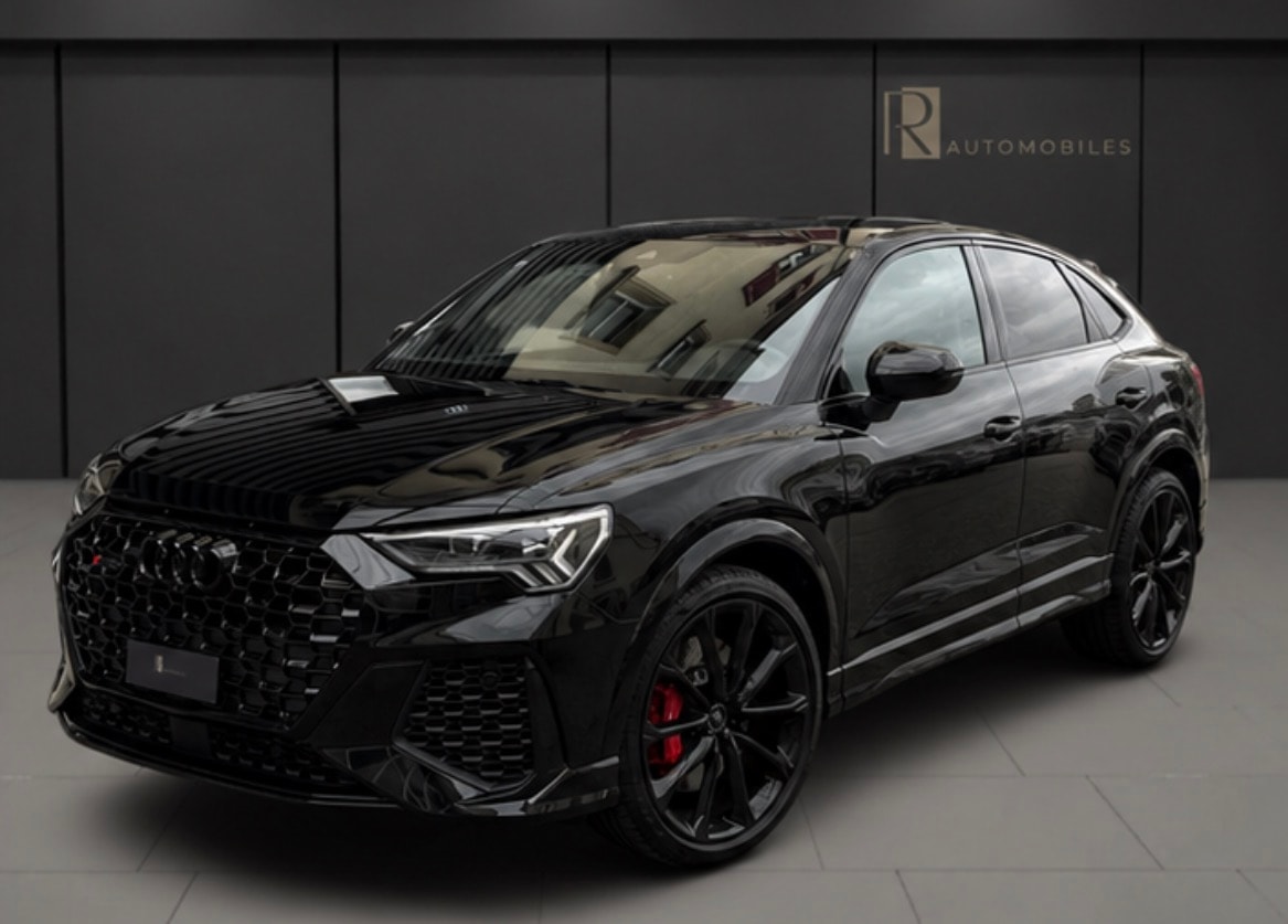 AUDI RS Q3 Sportback quattro S tronic-showroom-element-1