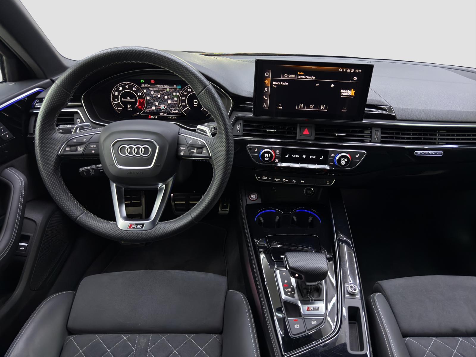 AUDI RS4 Avant quattro tiptronic-image-12