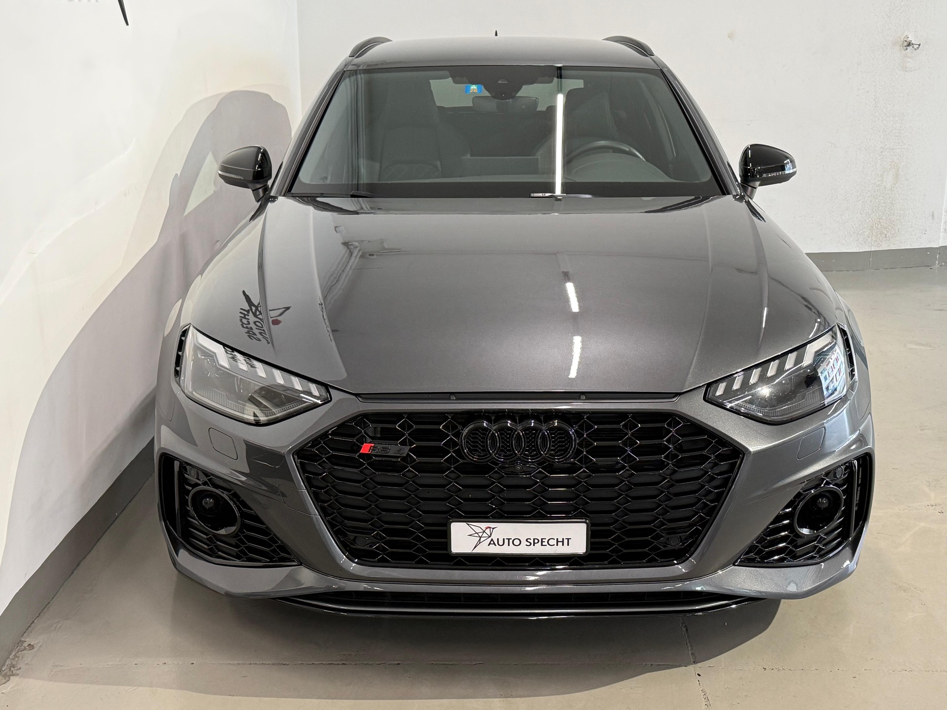 AUDI RS4 Avant quattro tiptronic-showroom-element-2