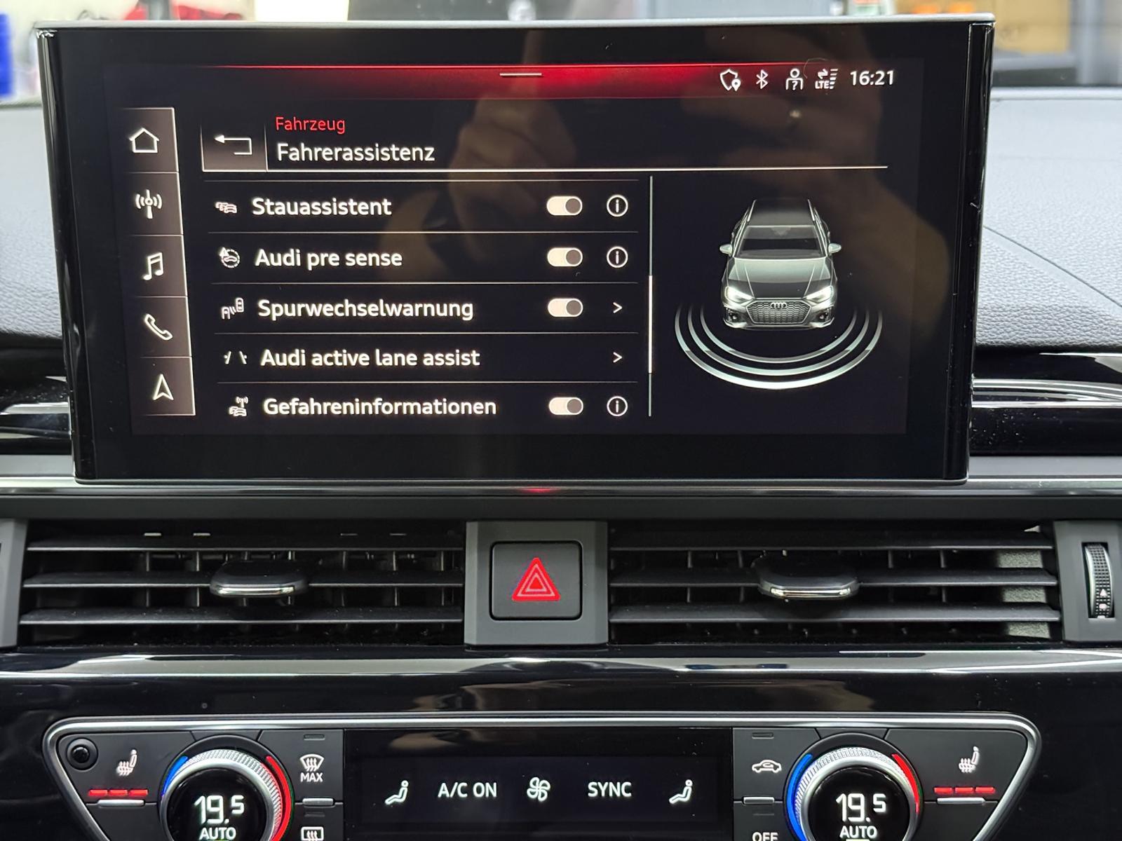 AUDI RS4 Avant quattro tiptronic-image-26