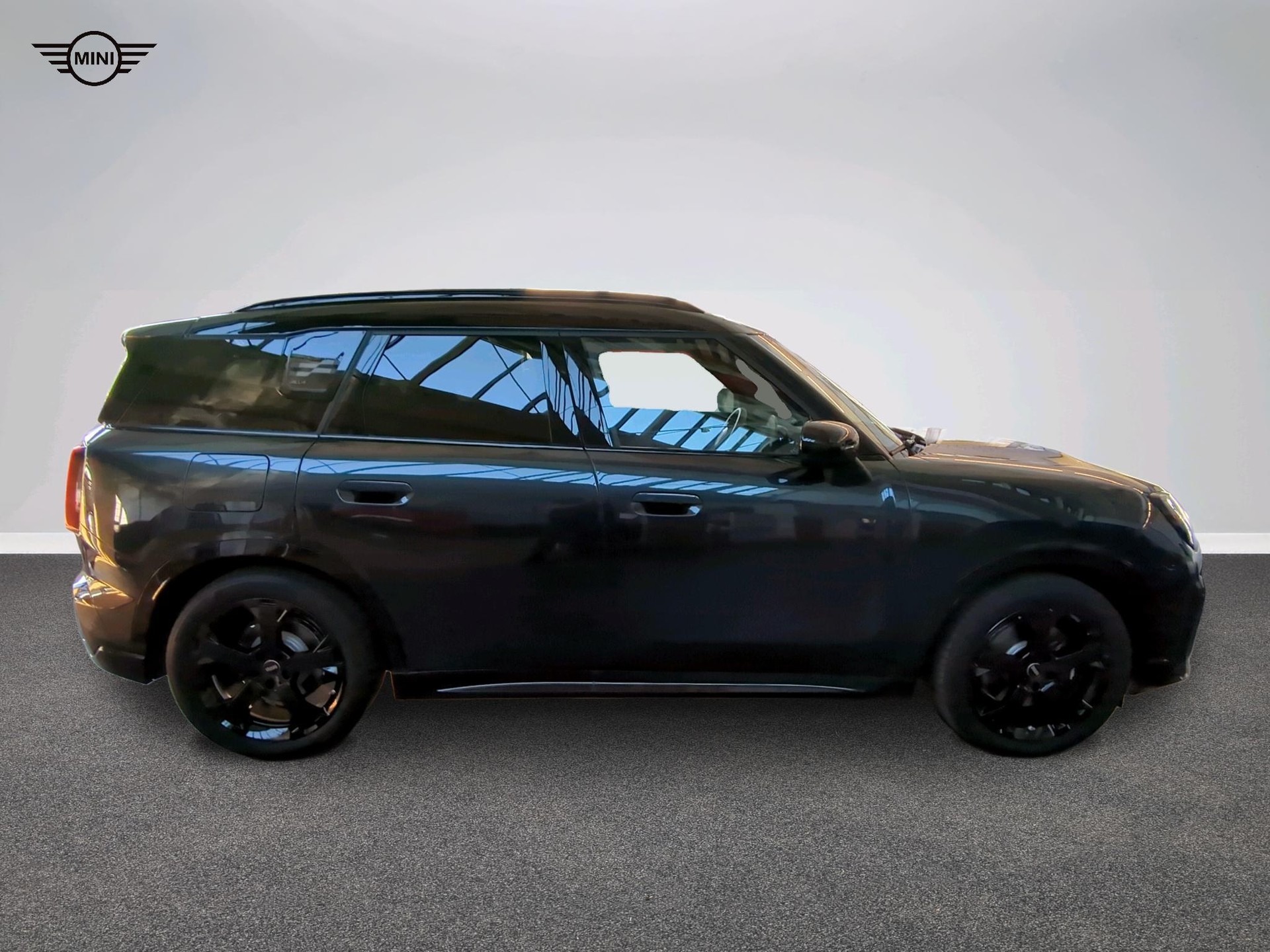 MINI Countryman SE ALL4-image-2