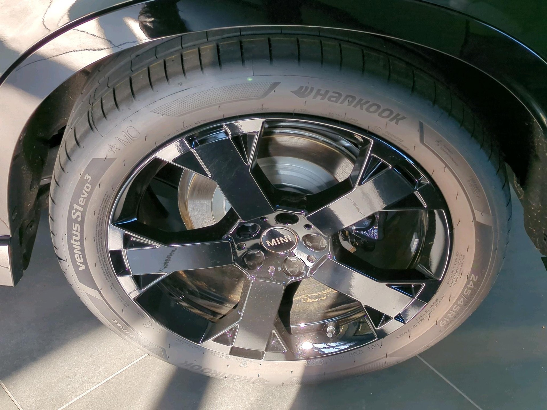 MINI Countryman SE ALL4-image-9
