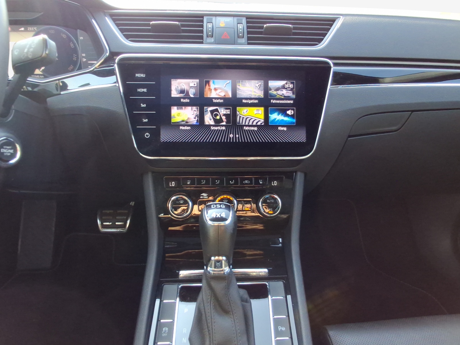 SKODA Superb Combi 2.0 TDi L&K 4x4 DSG-image-10