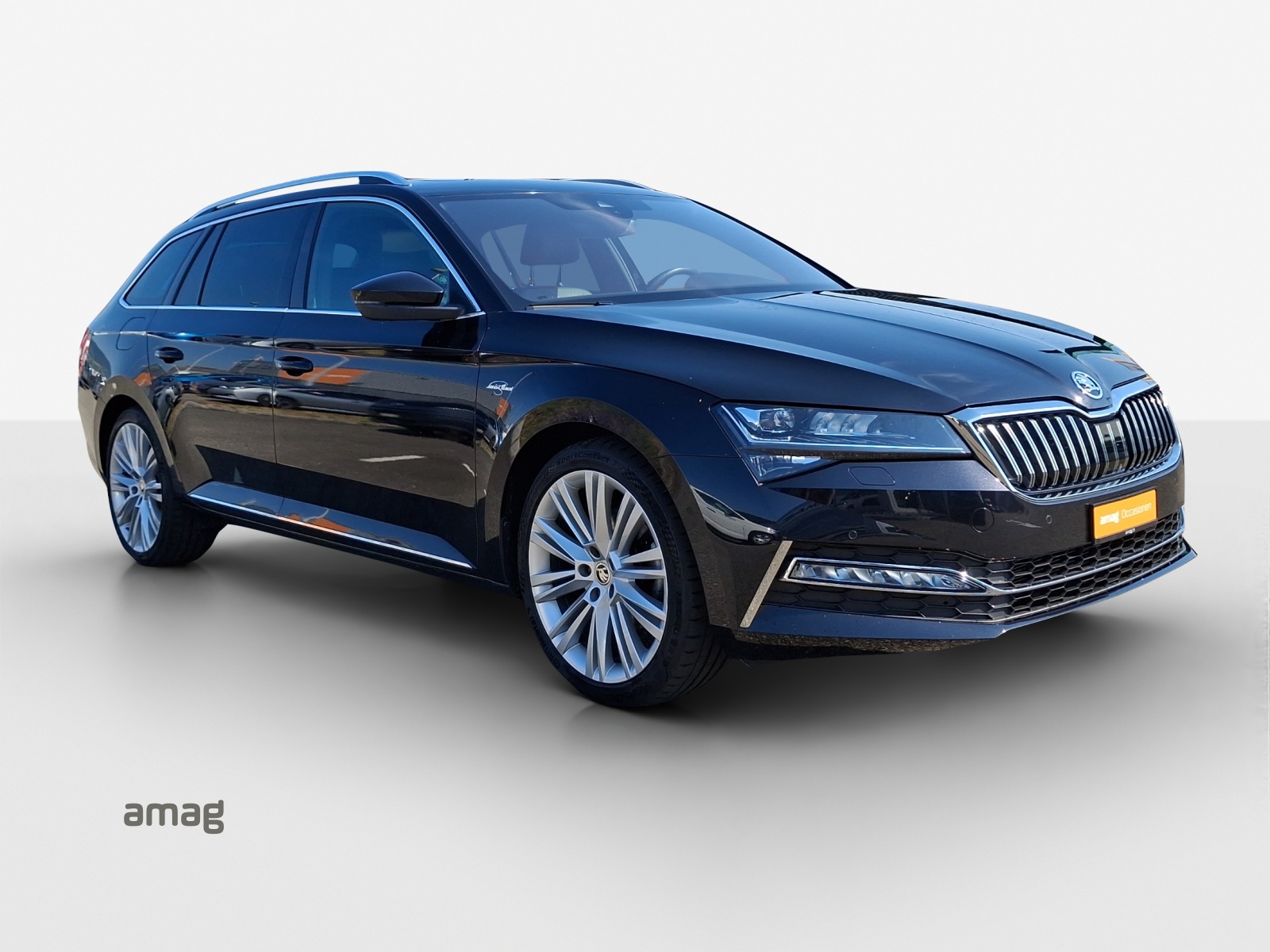 SKODA Superb Combi 2.0 TDi L&K 4x4 DSG-image-5