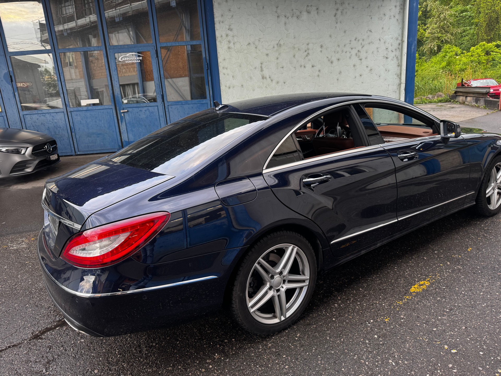 MERCEDES-BENZ CLS 400 9G-Tronic-image-2