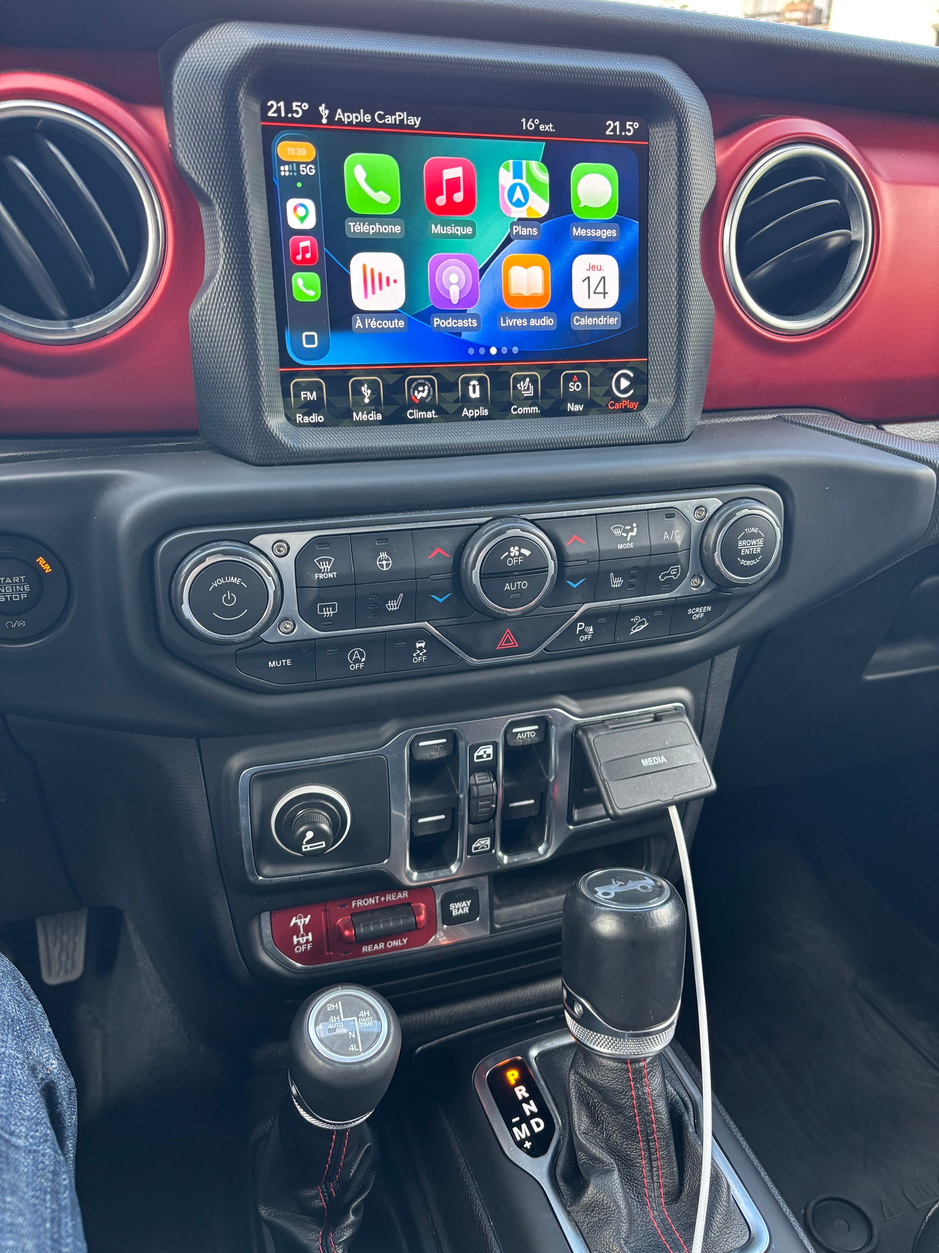 JEEP 2.0 Turbo Rubicon Unlimited-image-4