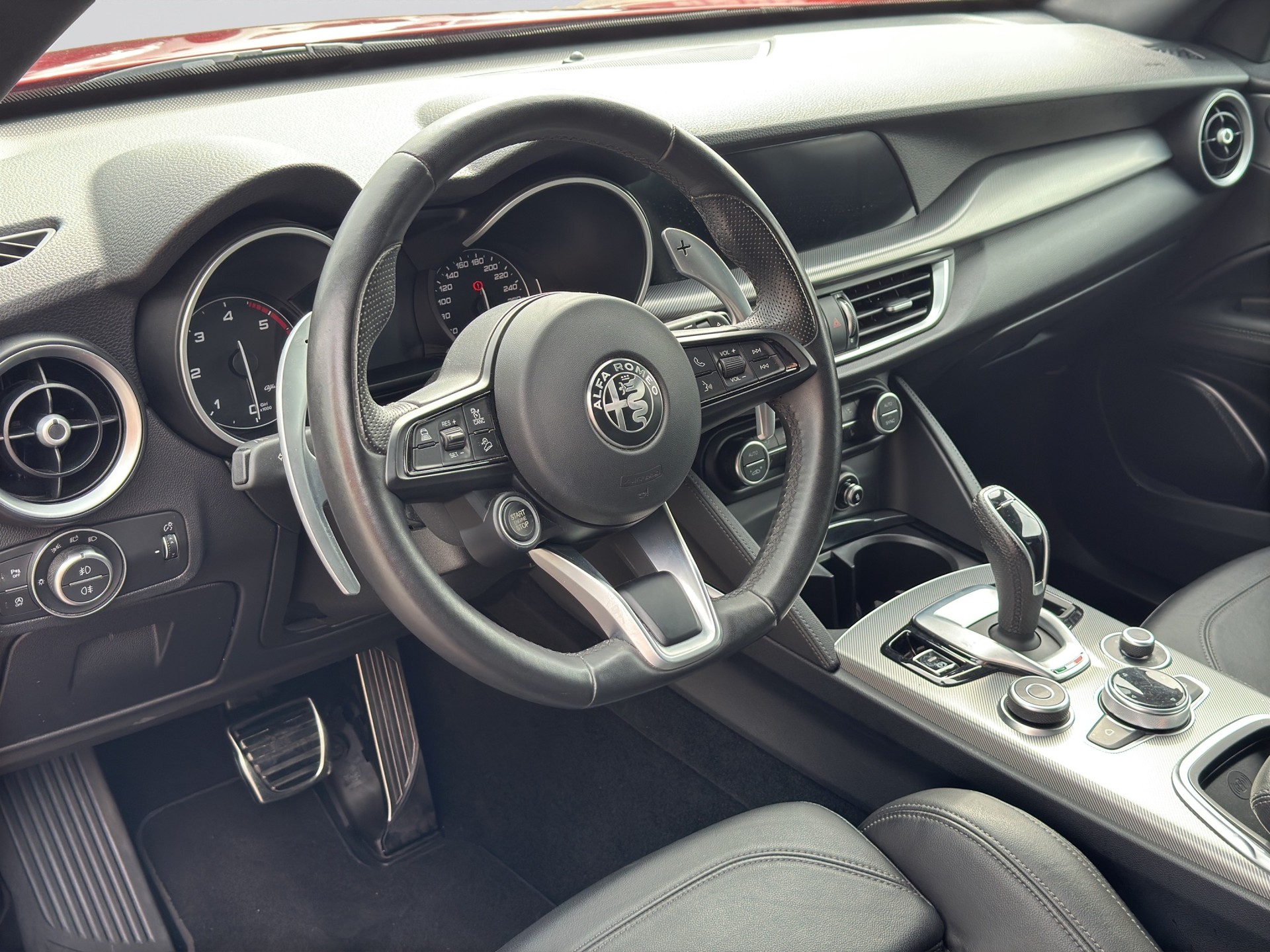 ALFA ROMEO Stelvio 2.2 JTDM Veloce Q4 Black-image-6