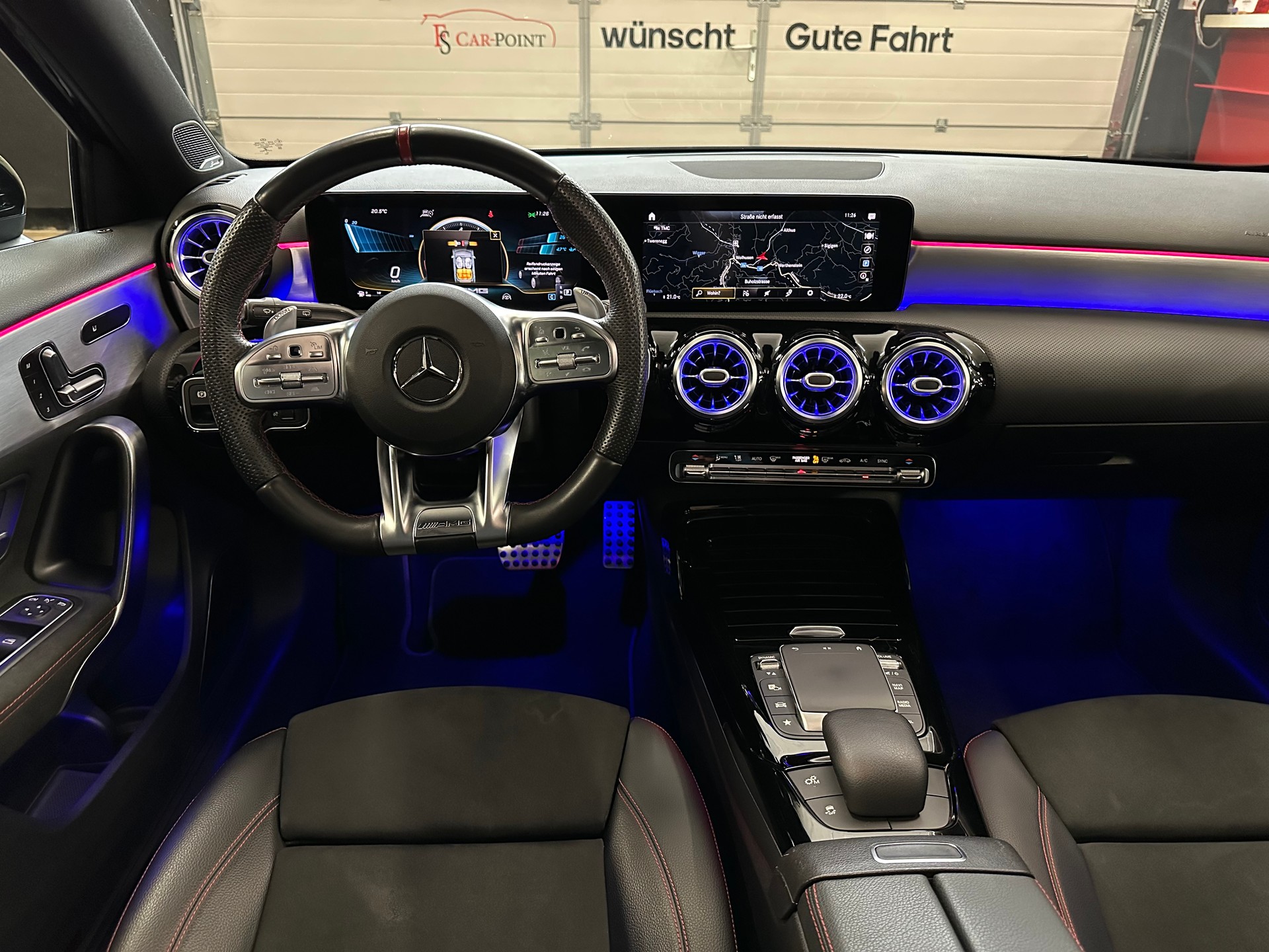 MERCEDES-BENZ A 35 AMG 4Matic Speedshift-image-9