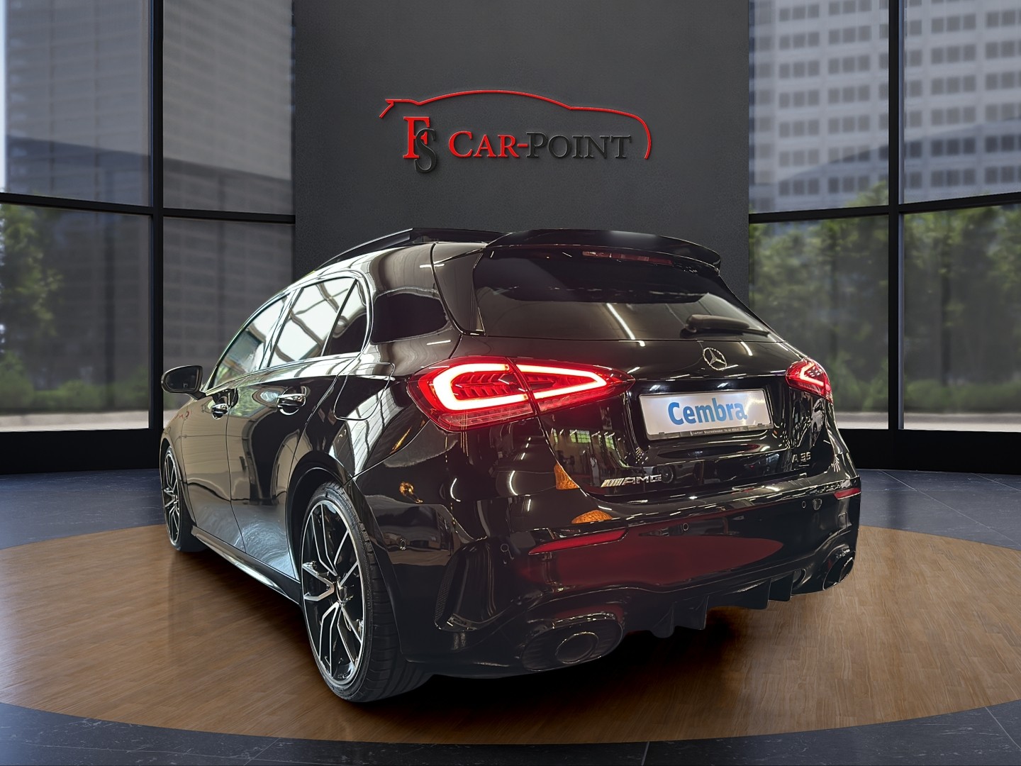 MERCEDES-BENZ A 35 AMG 4Matic Speedshift-image-2
