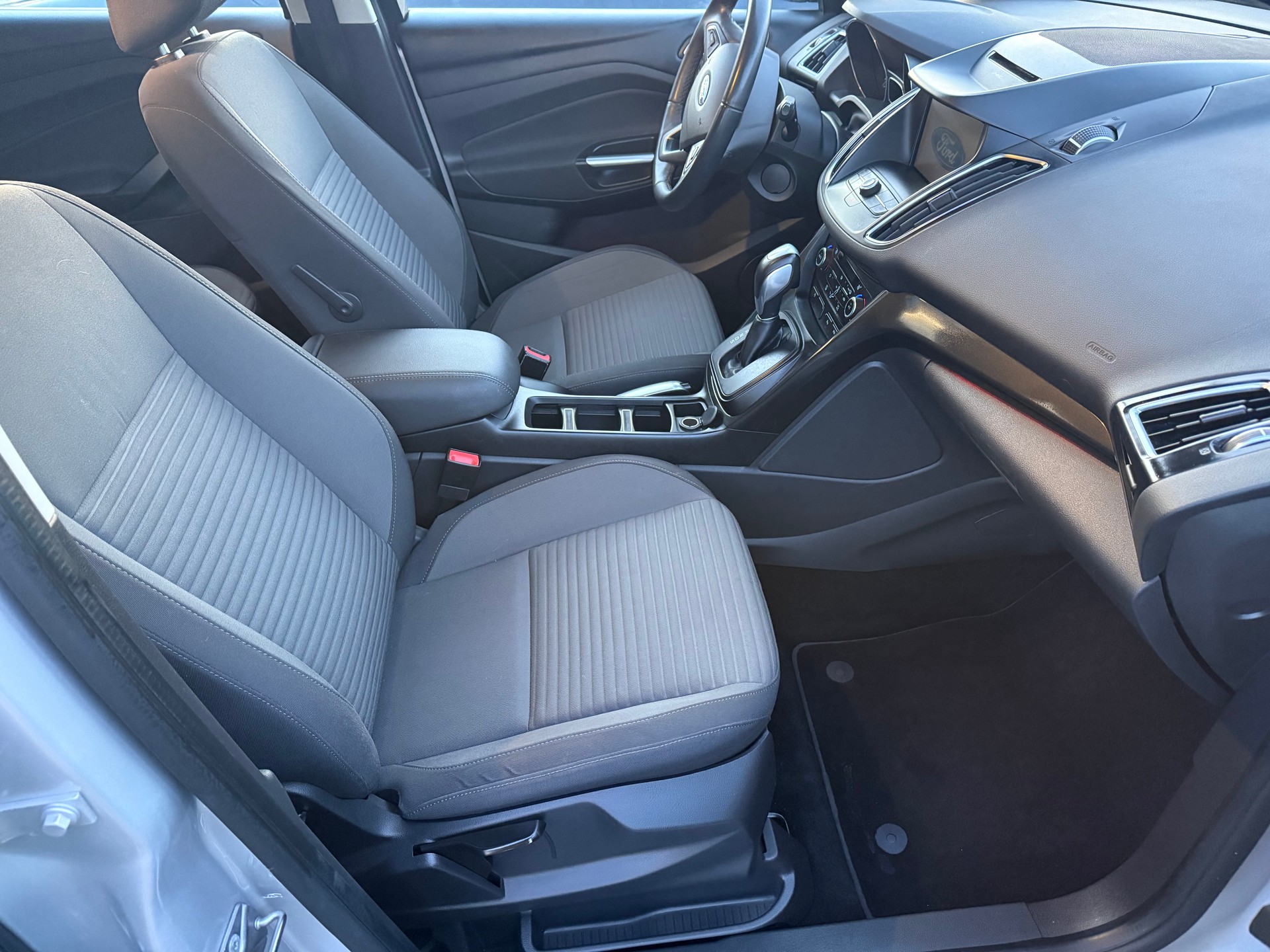 FORD C-Max 1.5 SCTi Titanium Automat-image-6