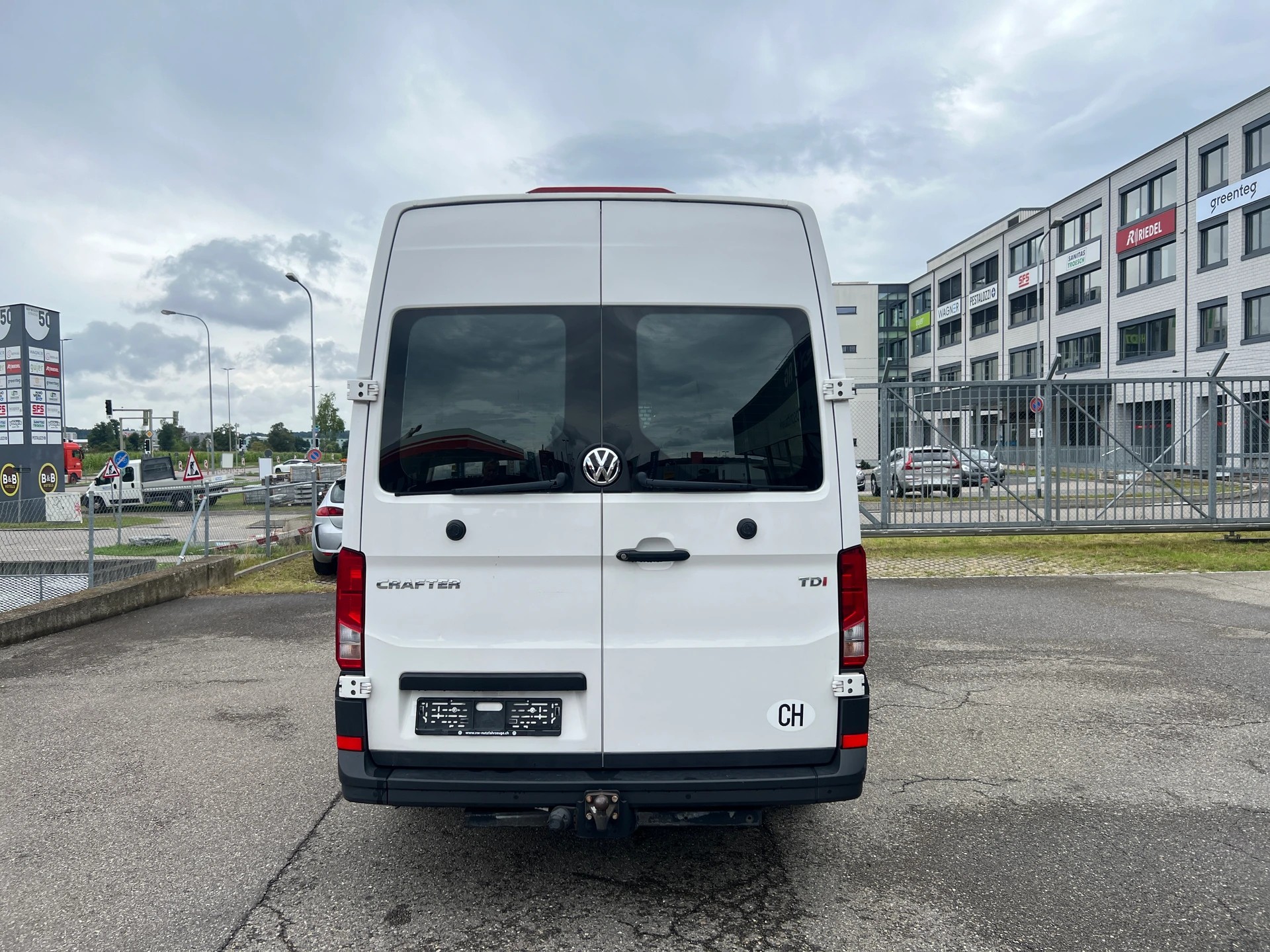 VW Crafter 35 2.0 TDI L4 140 PS Lang * Klima *-image-5