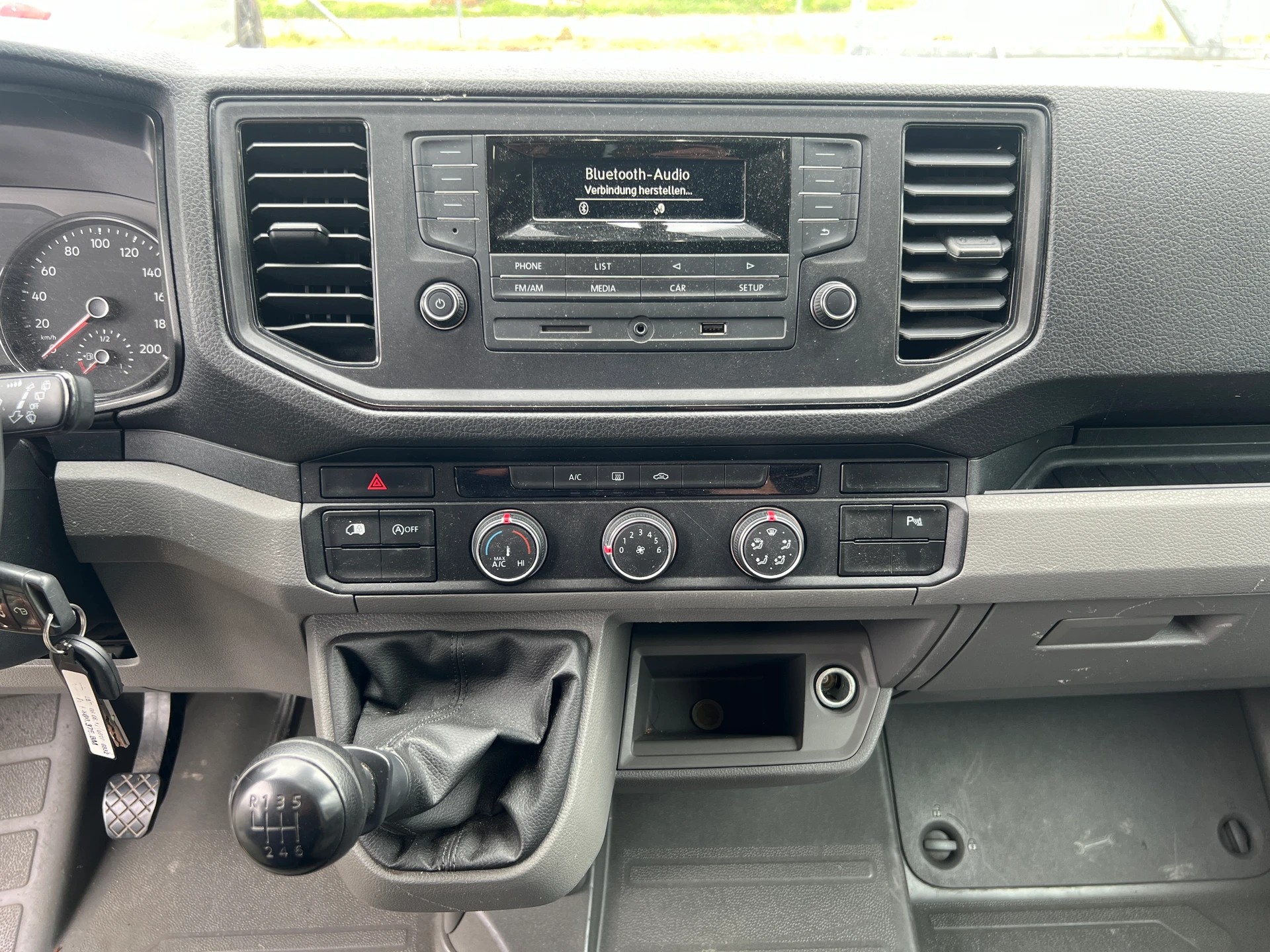 VW Crafter 35 2.0 TDI L4 140 PS Lang * Klima *-image-10