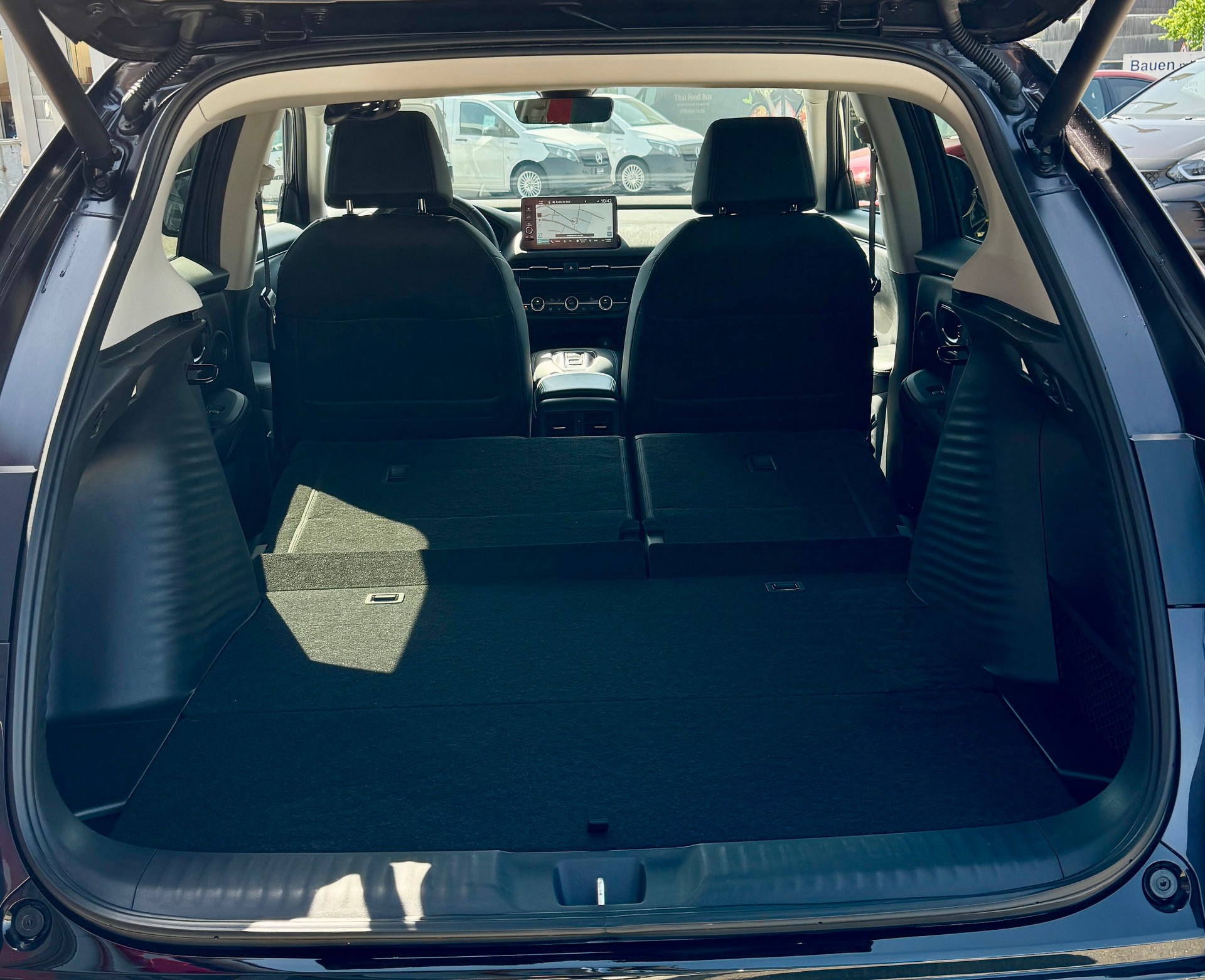 HONDA ZR-V 2.0i MMD Hybrid Sport Automatic Ruse Black Met. Garantie bis 07/28 und Gratisservice 01/29-image-7