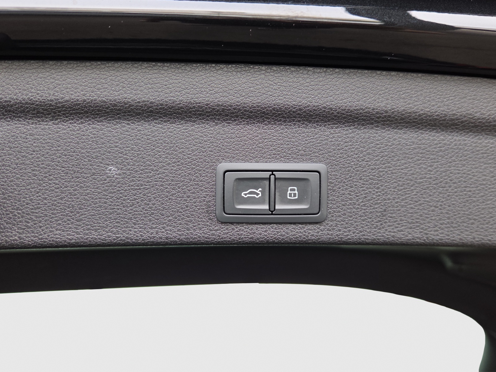 AUDI Q3 Sportback 35 TFSI S line Attraction S-tronic-image-13