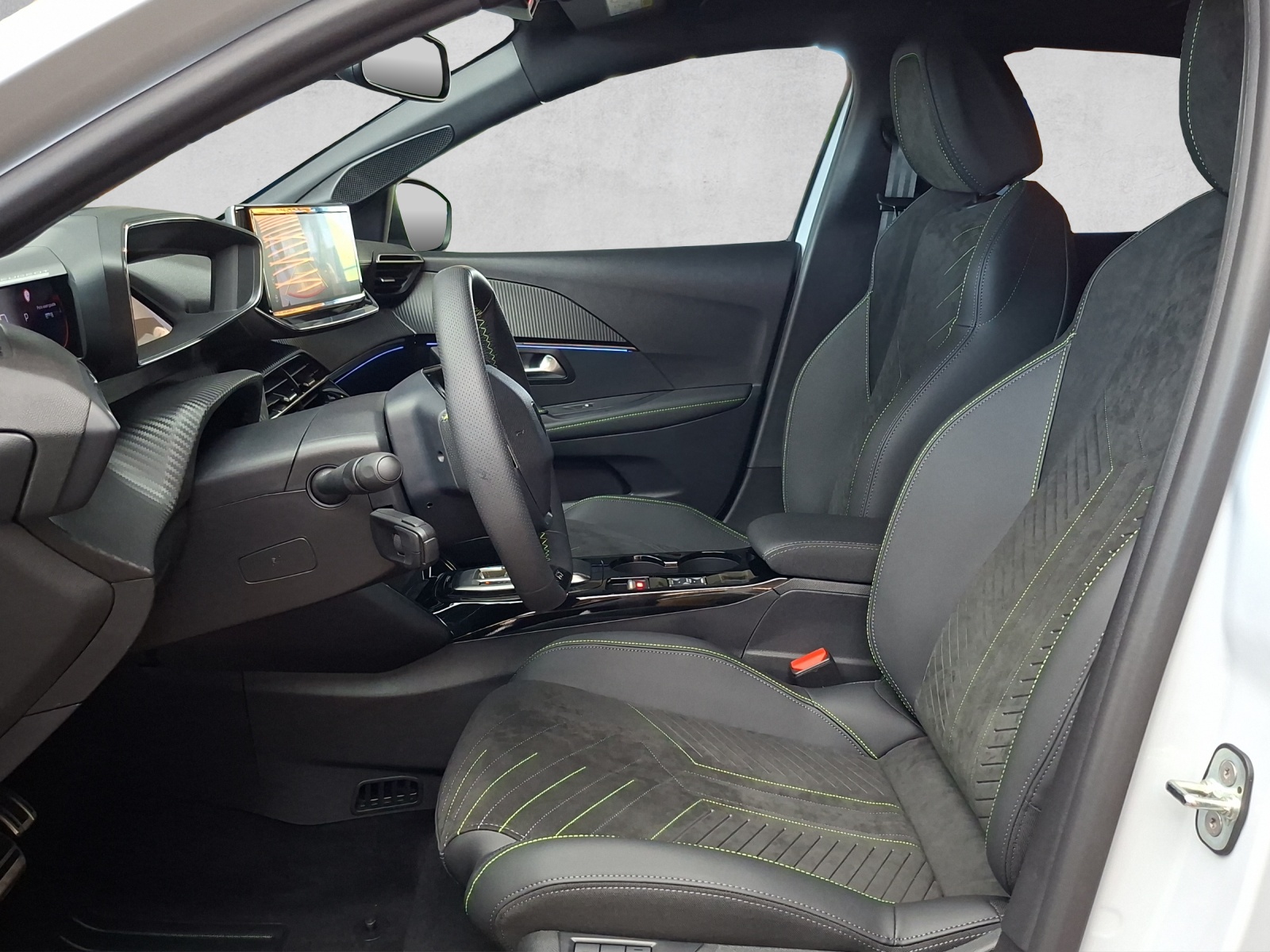 PEUGEOT 208 1.2 Hybrid 145 GT-image-10