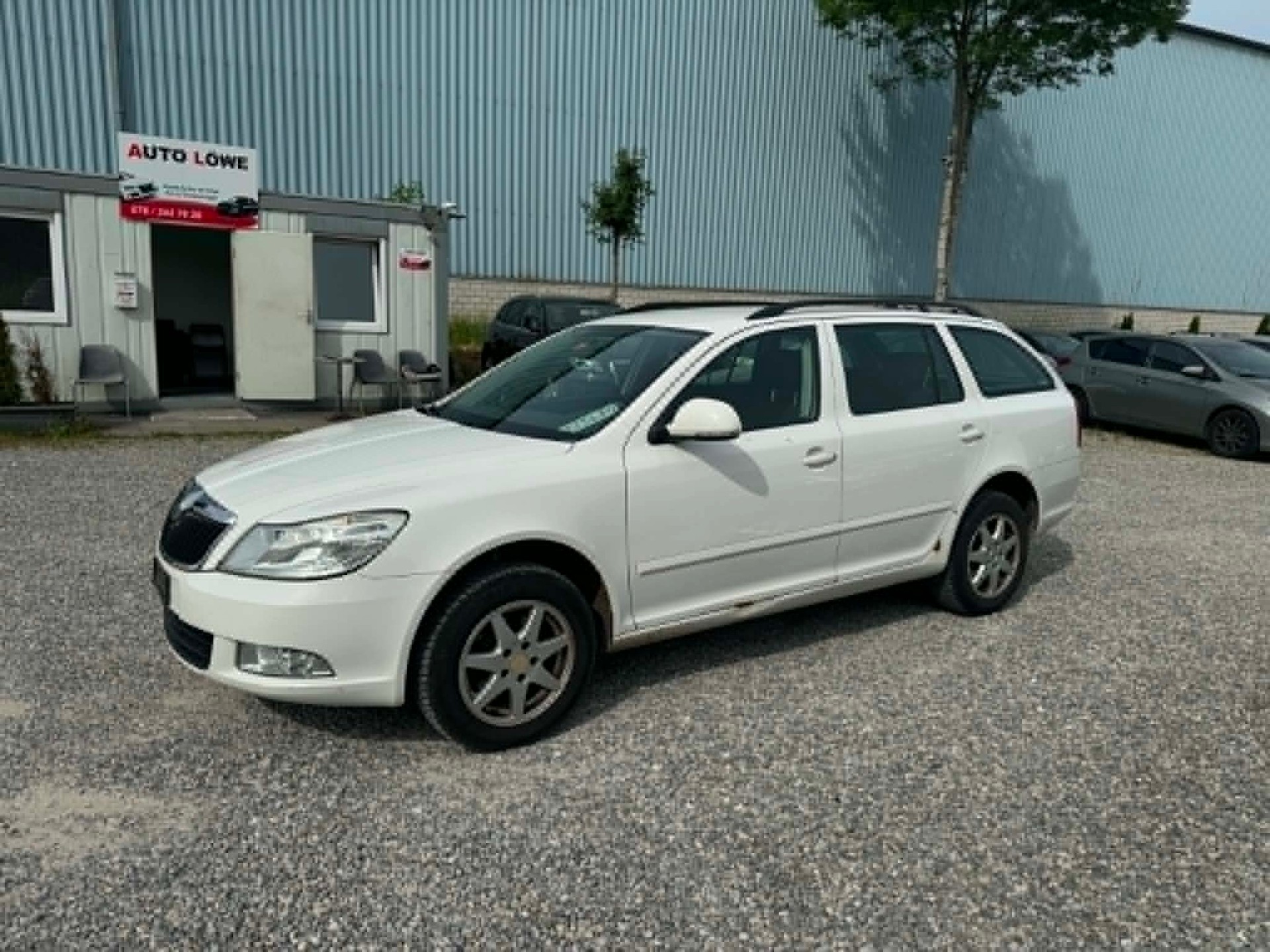 SKODA Octavia Combi 1.6 TDI 4x4-image-0