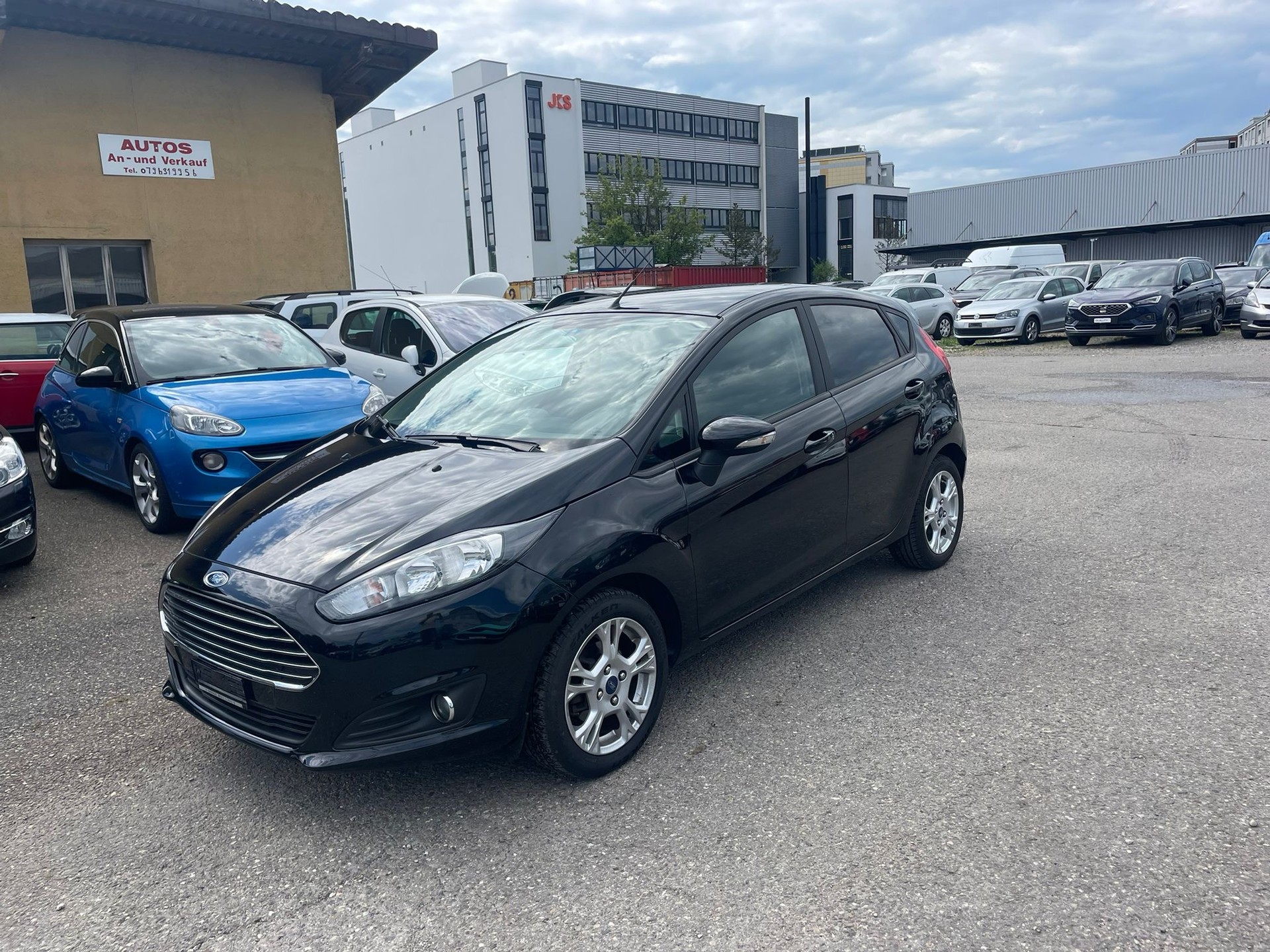 FORD Fiesta 1.0 SCTi Titanium-image-2