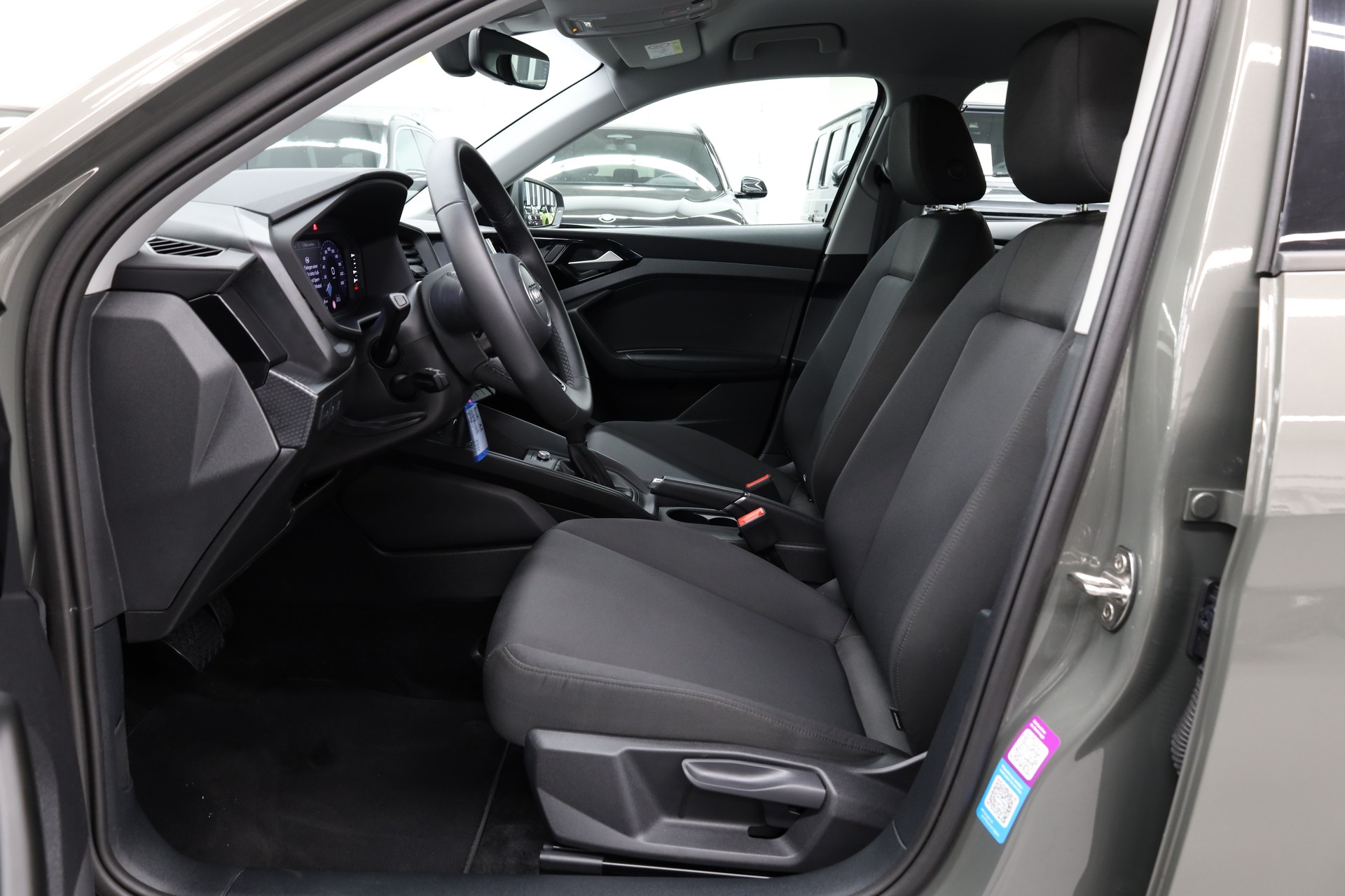 AUDI A1 Sportback 1.0 30 TFSI Allstreet Attraction S-Tronic-image-13