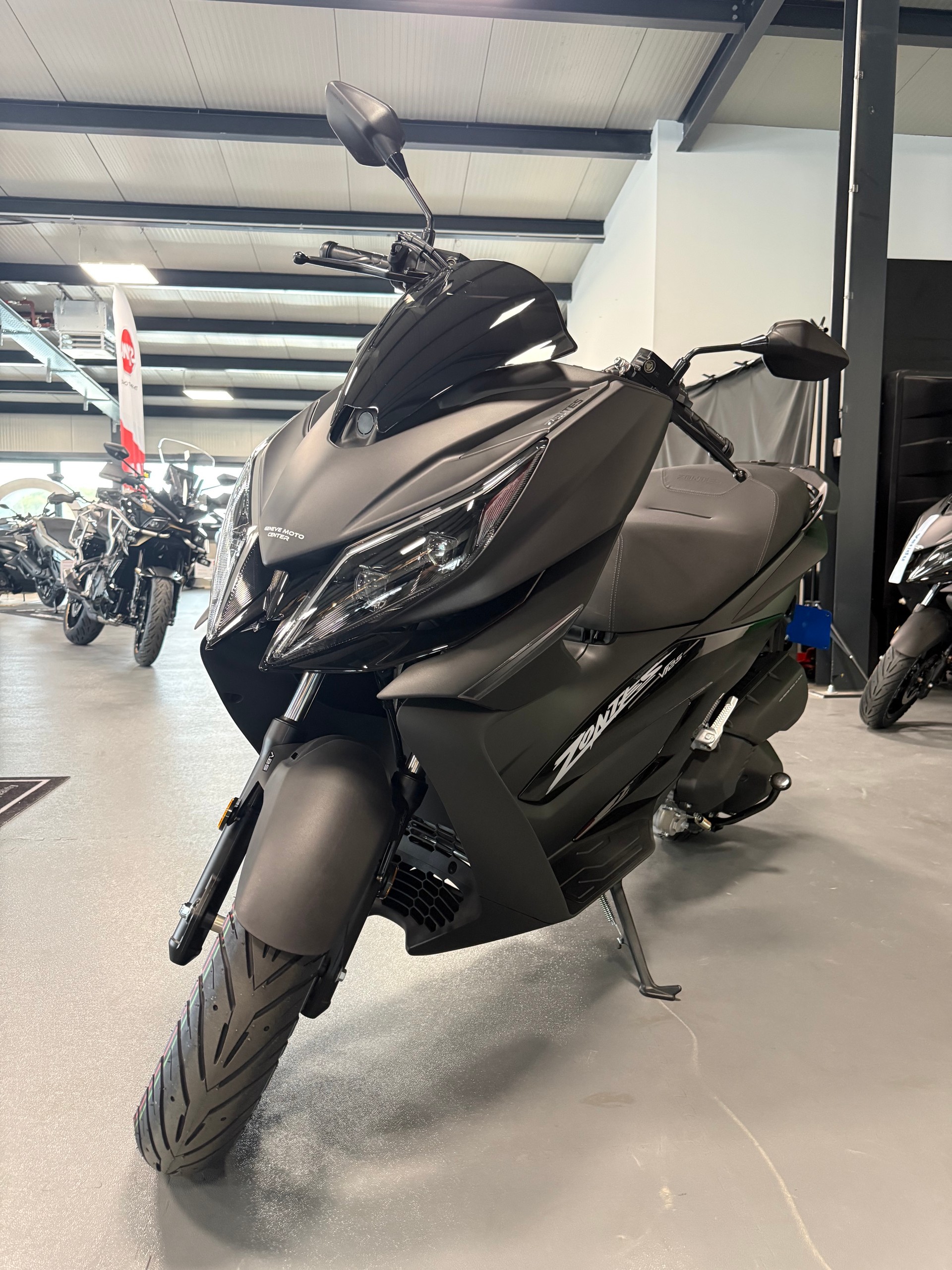 ZONTES 125 V 2026-showroom-element-2