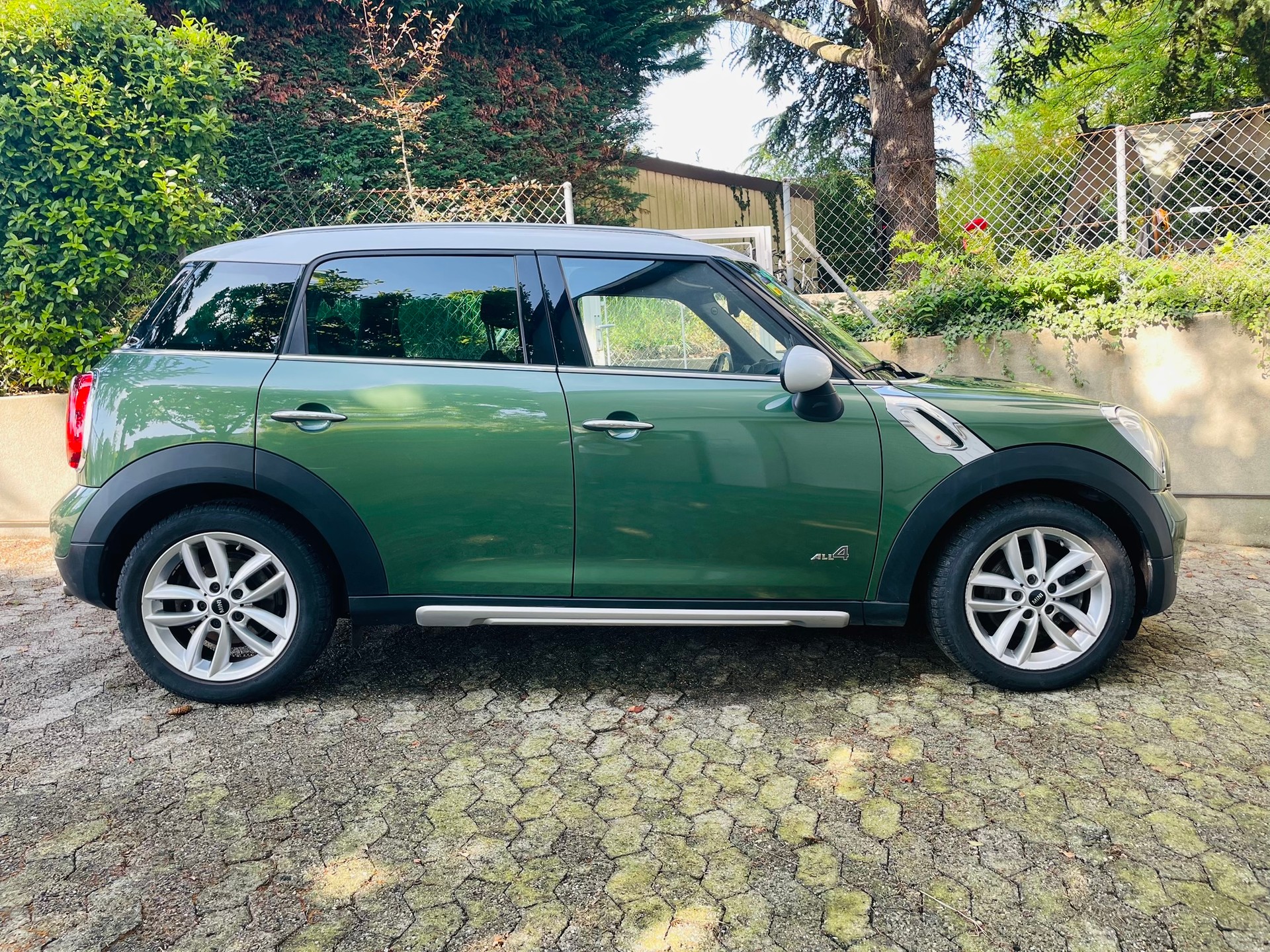 MINI Countryman Cooper ALL4 Steptronic-image-1