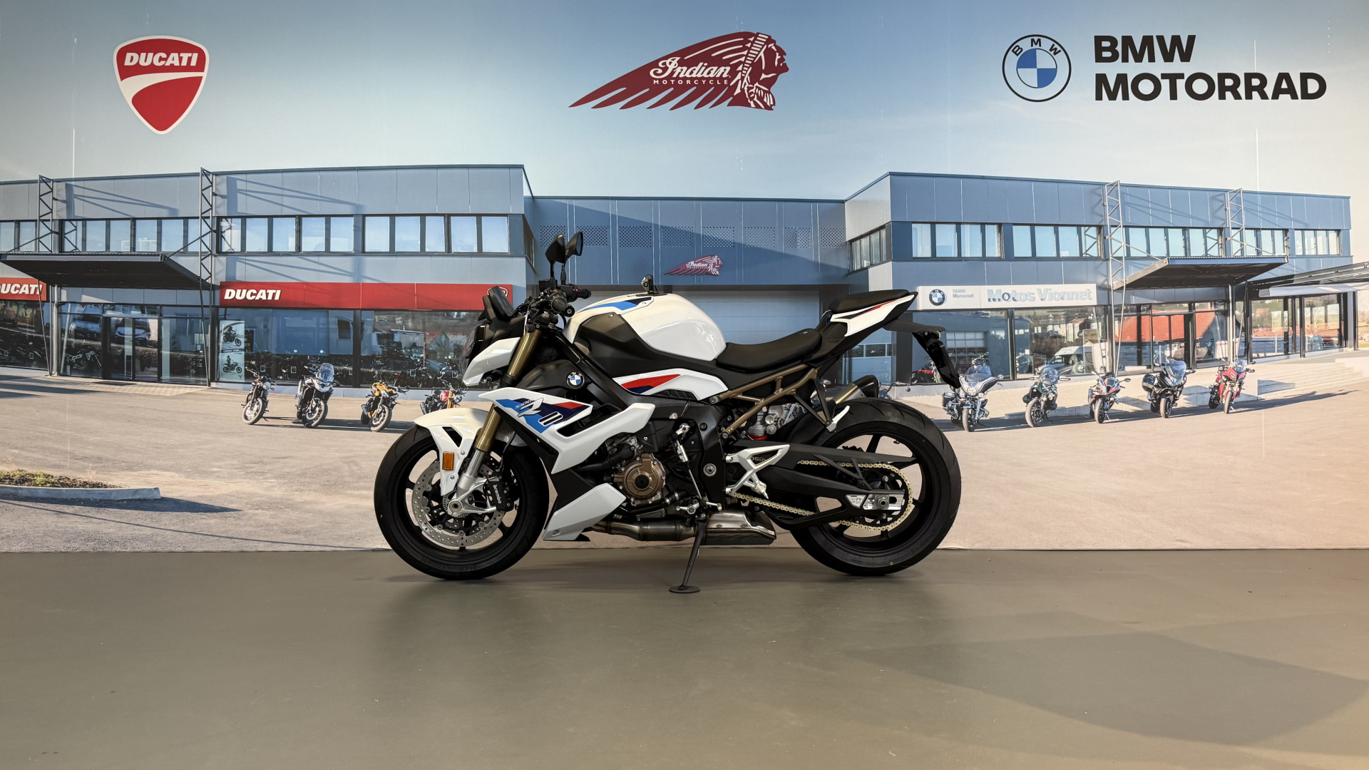 BMW S 1000 R M Prime 5000CHF inclus / Leasing dès 2.9%-showroom-element-3