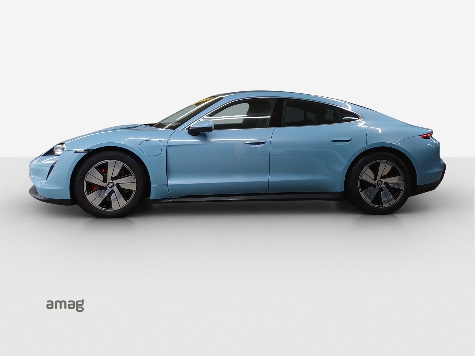 PORSCHE Taycan 4S-showroom-element-1