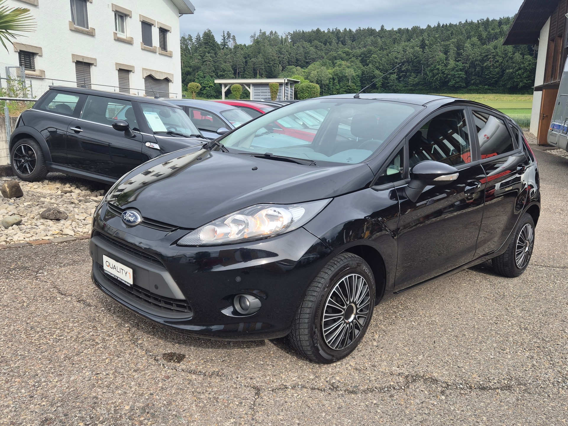 FORD Fiesta 1.4 16V Colourline Automatic-image-0