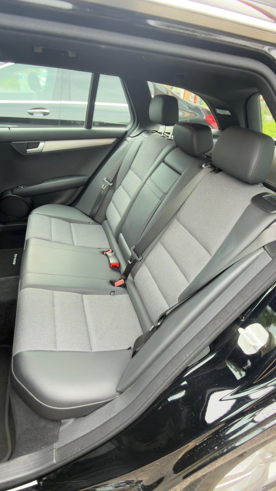 MERCEDES-BENZ C 250 CDI Athletic Edition 4Matic 7G-Tronic-image-13
