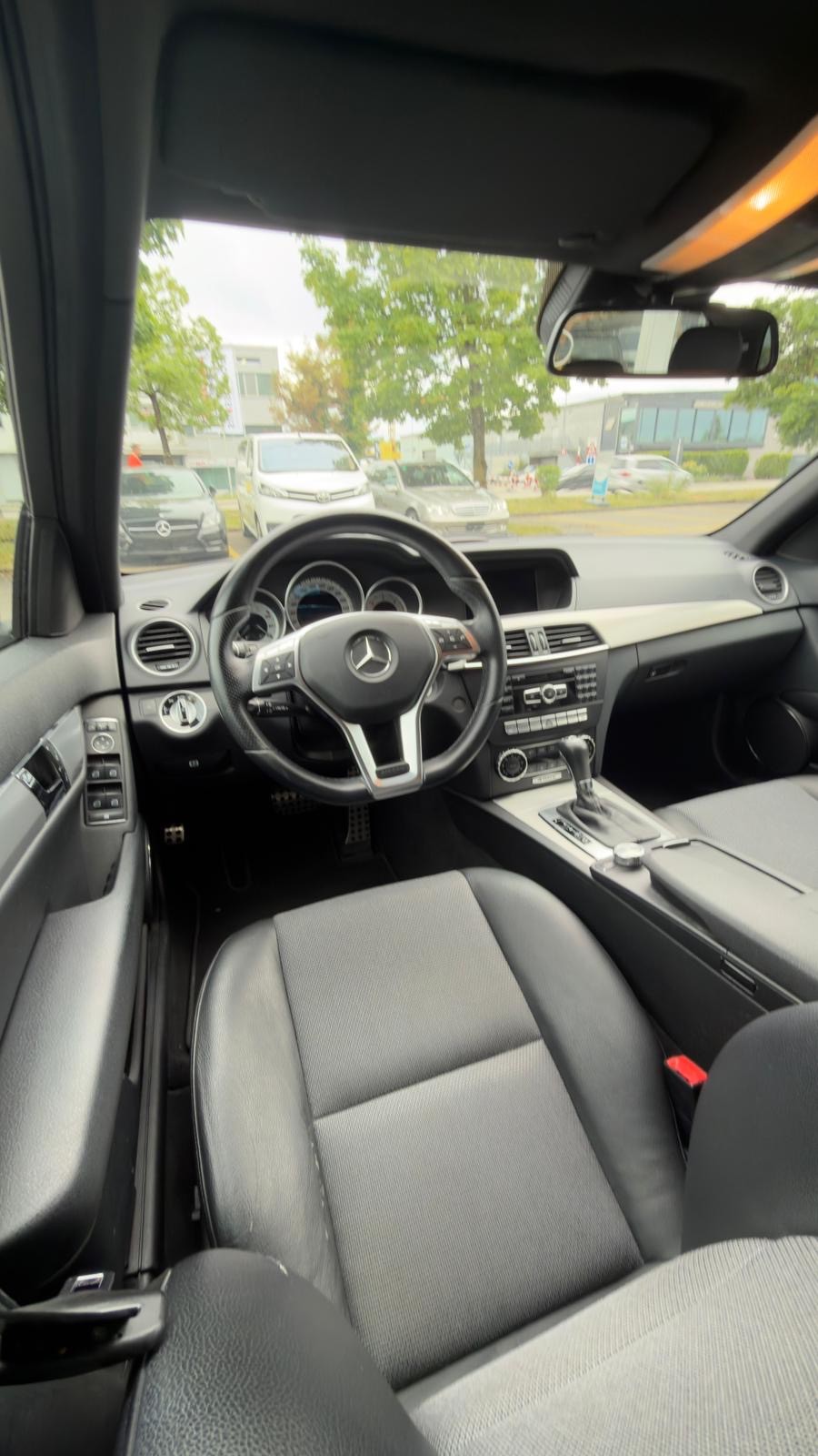 MERCEDES-BENZ C 250 CDI Athletic Edition 4Matic 7G-Tronic-image-12