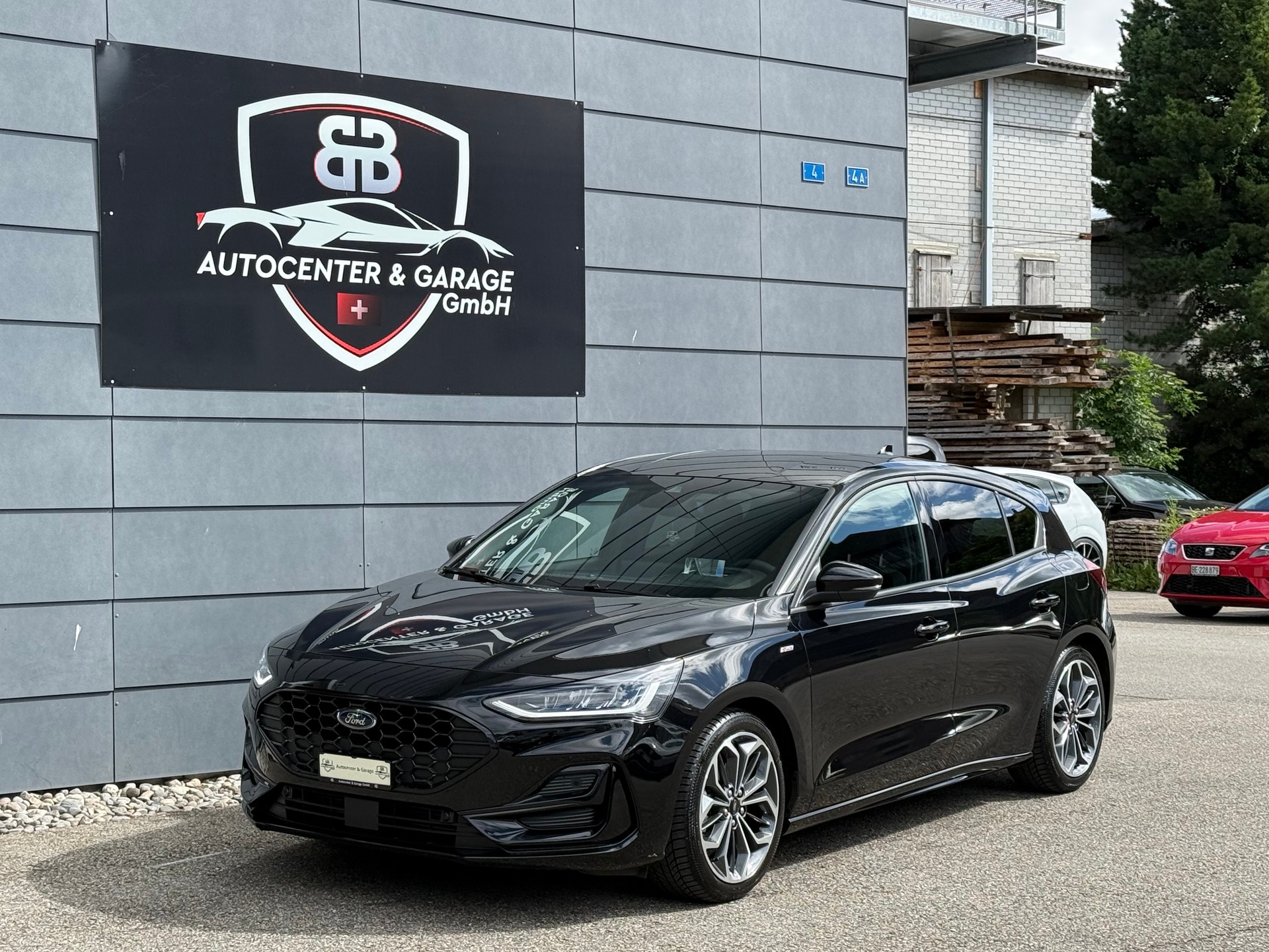 FORD Focus 1.0 MHEV ST-Line X Automat-image-1