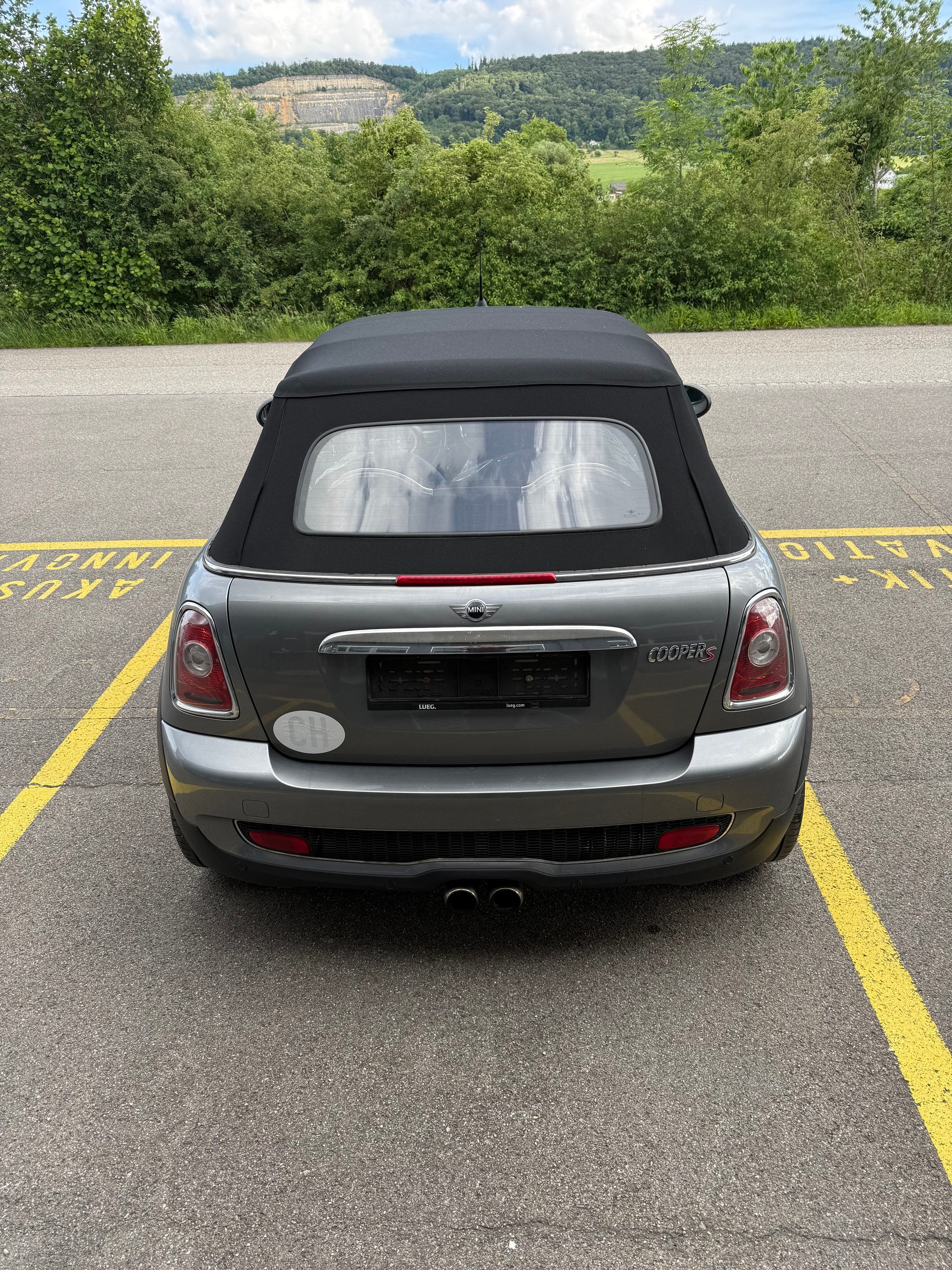 MINI Cooper S Cabriolet-image-5