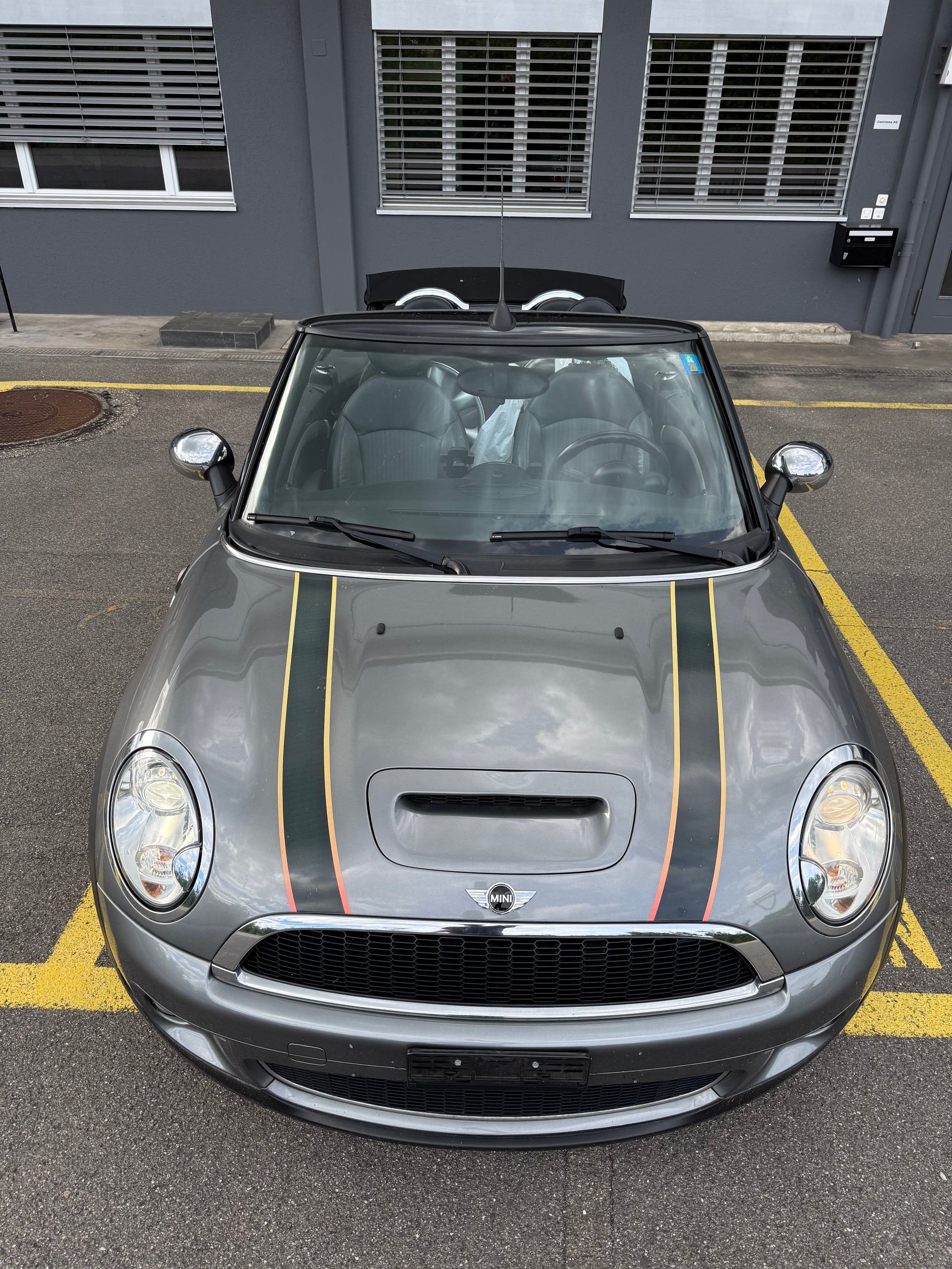MINI Cooper S Cabriolet-image-9