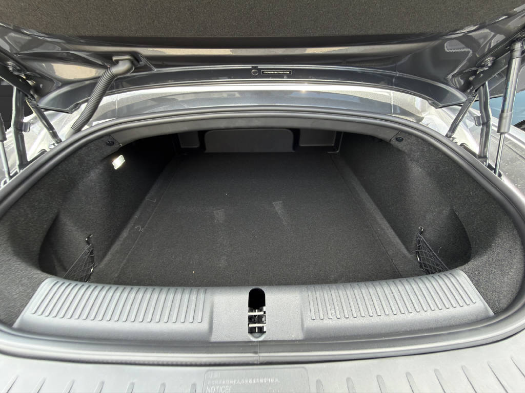MG Cyberster 77kWh 4WD EV-image-5