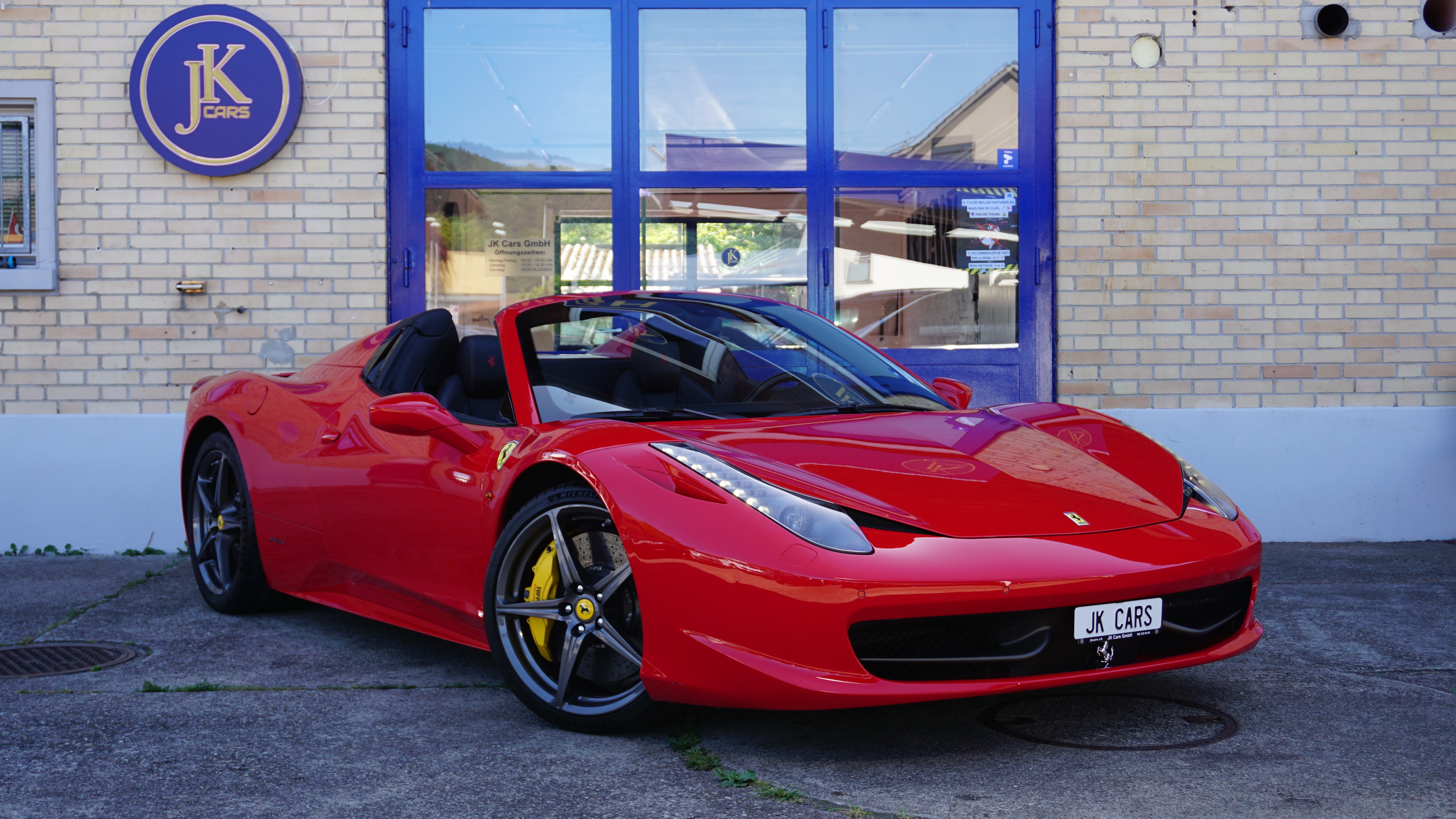 Car photo