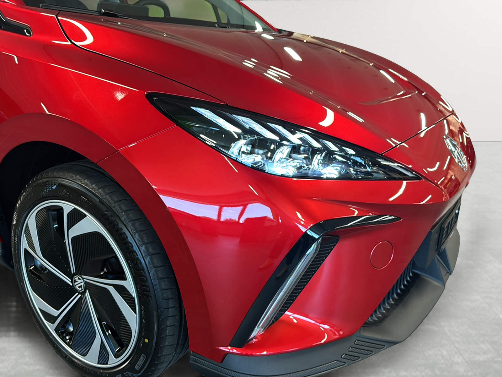 MG 4 EV 64kWh Premium-image-18
