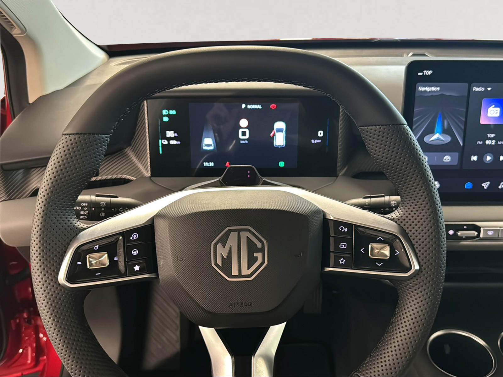 MG 4 EV 64kWh Premium-image-10