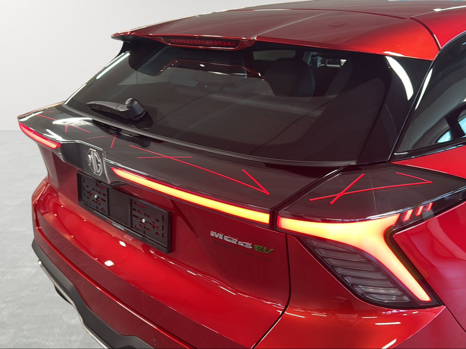 MG 4 EV 64kWh Premium-image-12