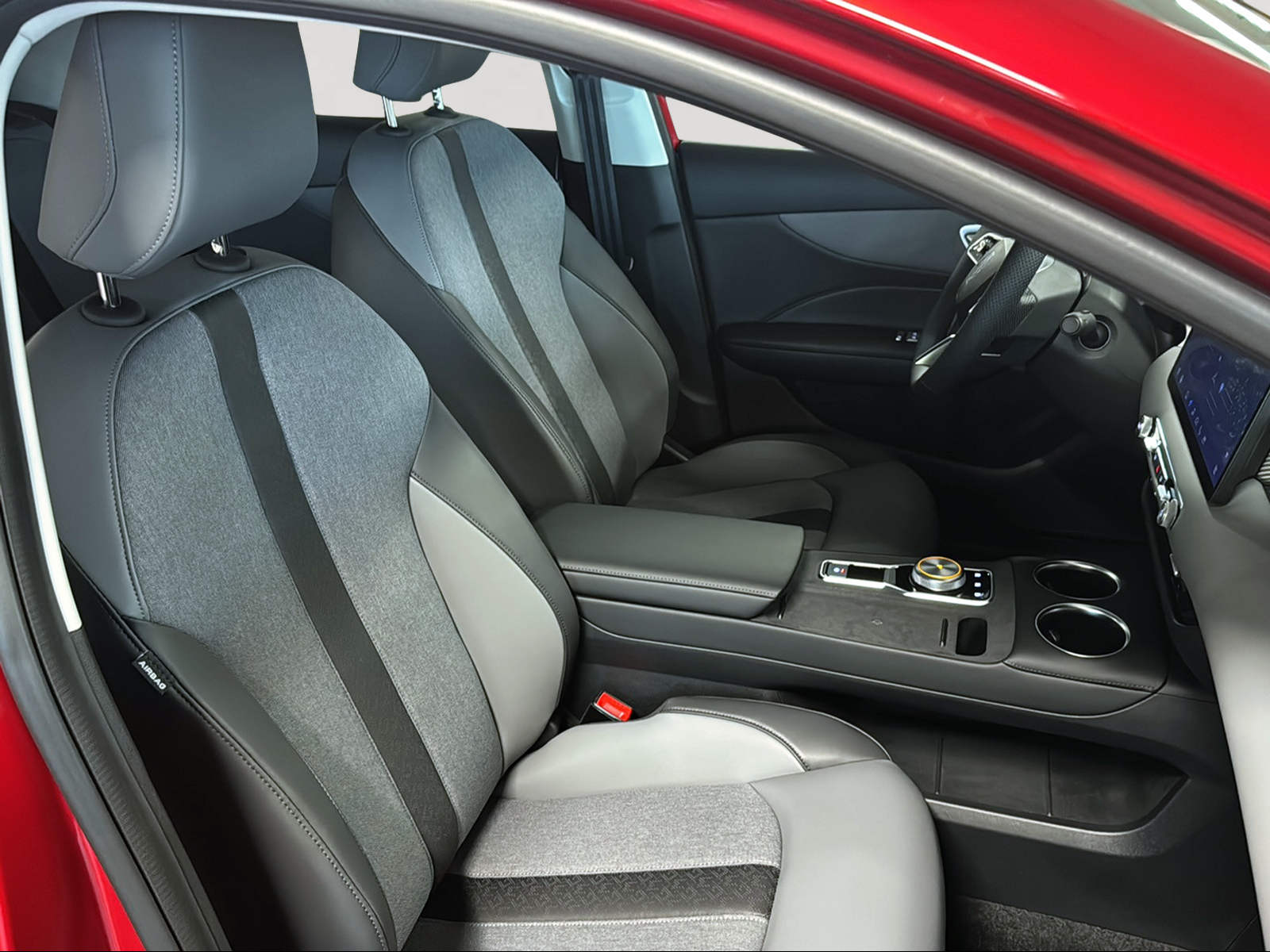 MG 4 EV 64kWh Premium-image-23