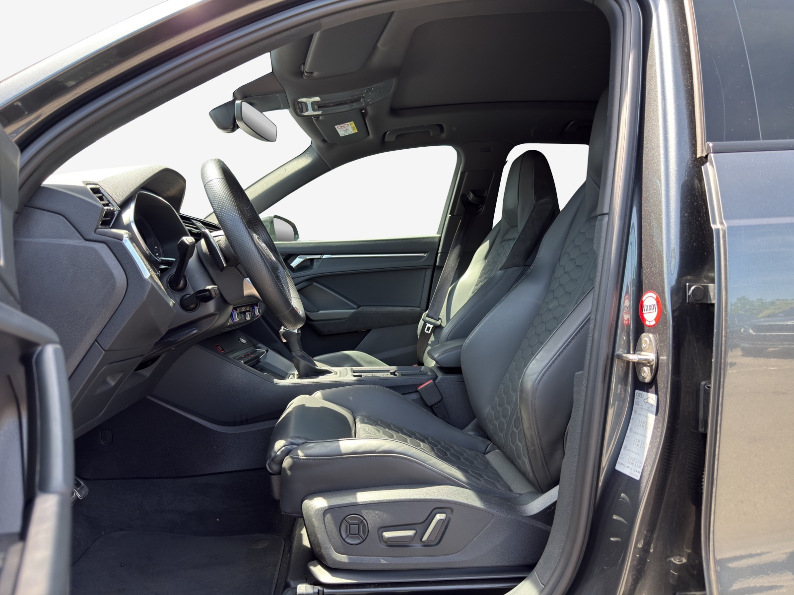 AUDI RS Q3 2.5 TFSI quattro S tronic-image-7