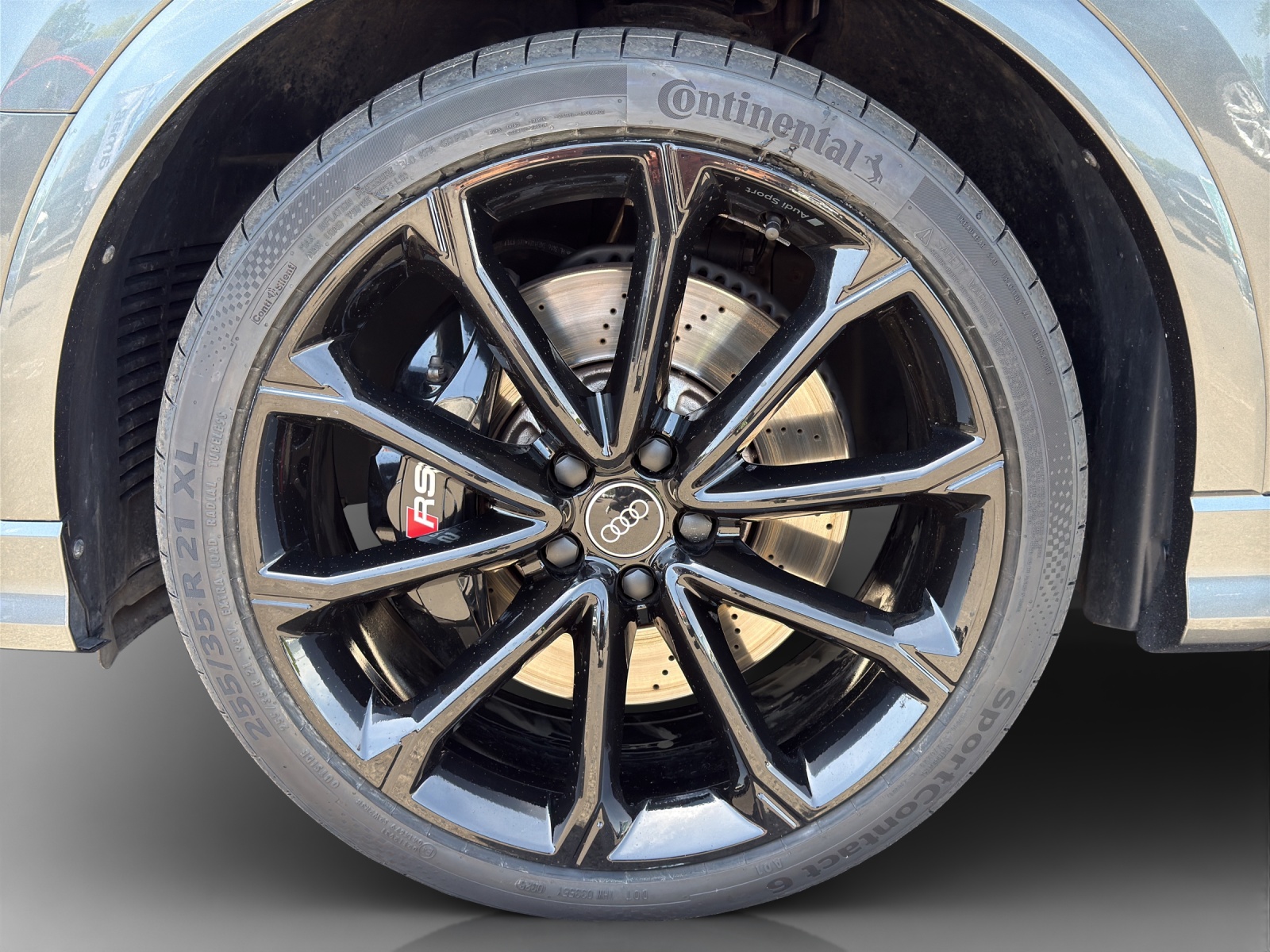 AUDI RS Q3 2.5 TFSI quattro S tronic-image-13