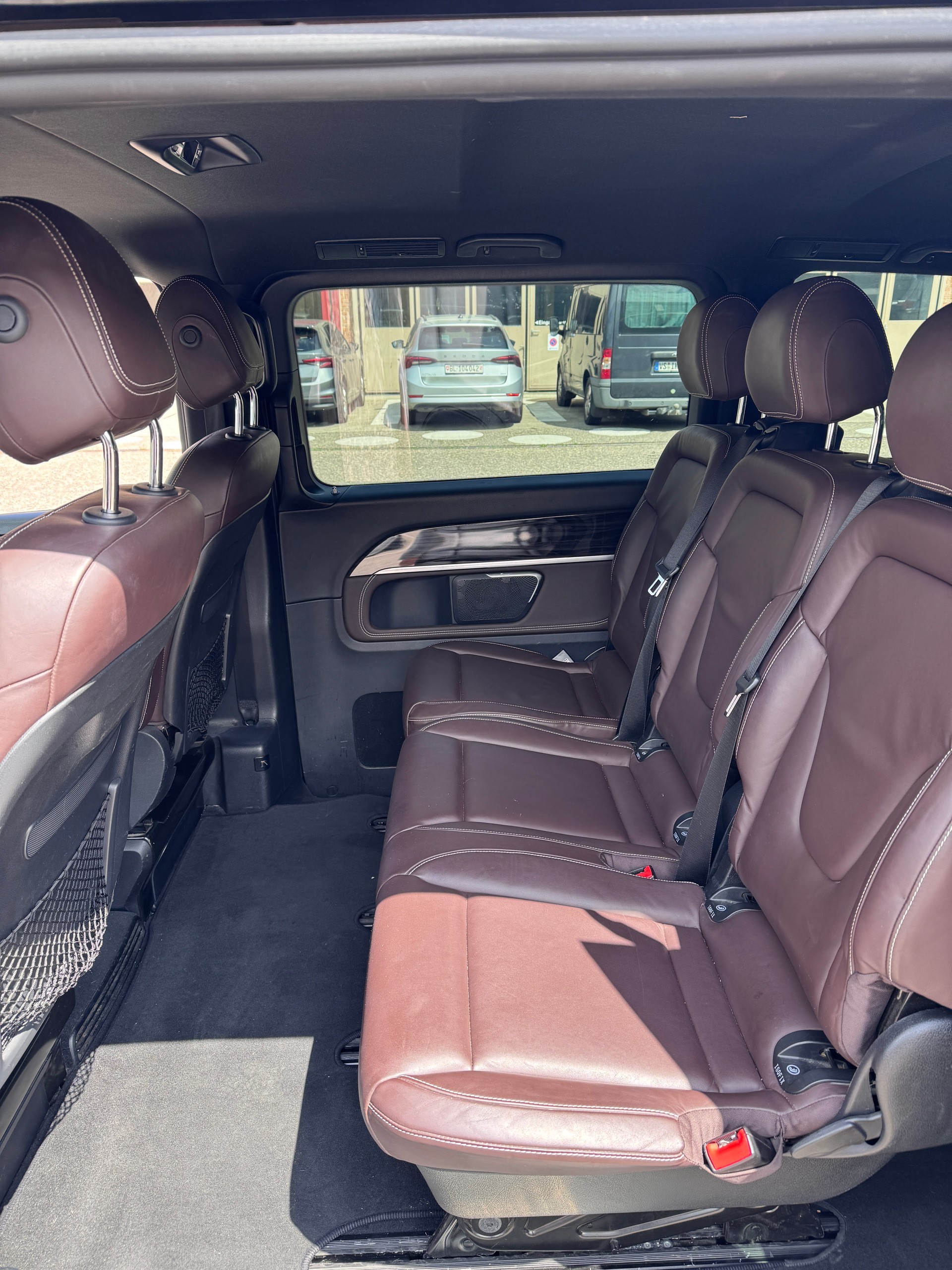 MERCEDES-BENZ V 250 d BlueTec Avant. lang 4m-image-6