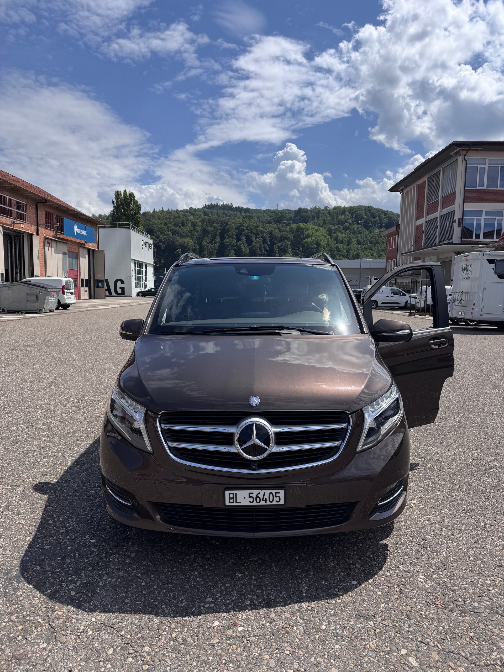 MERCEDES-BENZ V 250 d BlueTec Avant. lang 4m-image-2
