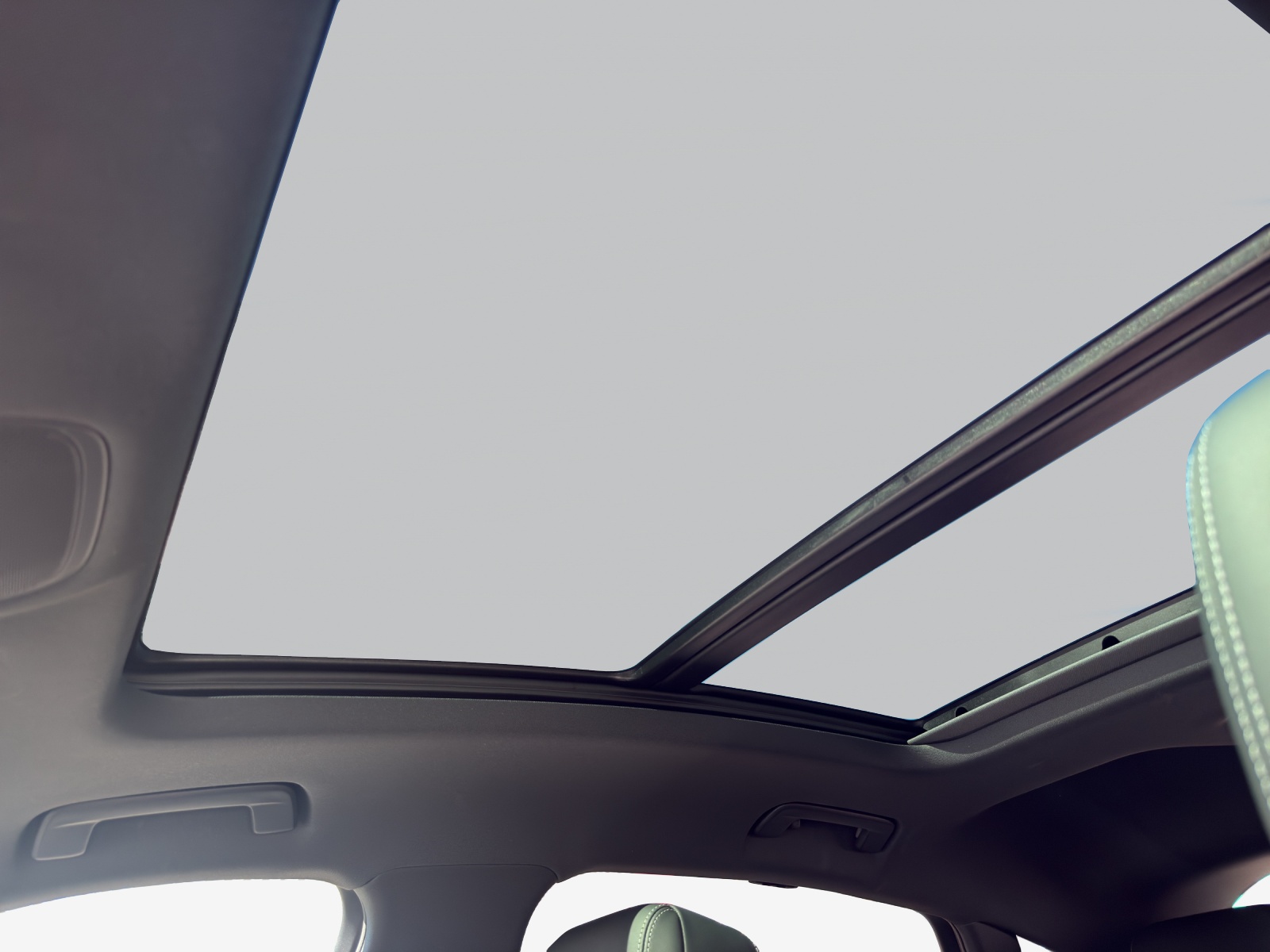 AUDI Q8 Sportback 55 e-tron S line quattro-image-15