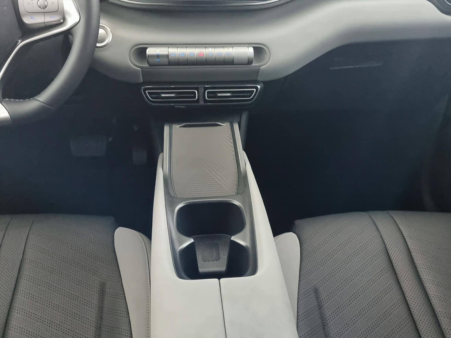 BYD Dolphin Surf 43 kWh Boost-image-9